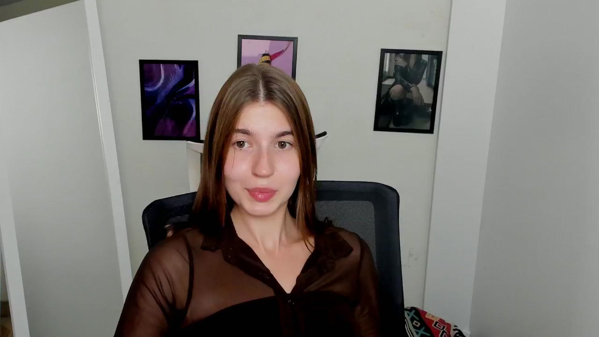 Gallery image thumbnail from Emilia_cherry's myfreecams stream on, 09/09/2024, 17:54 image 5 of 20