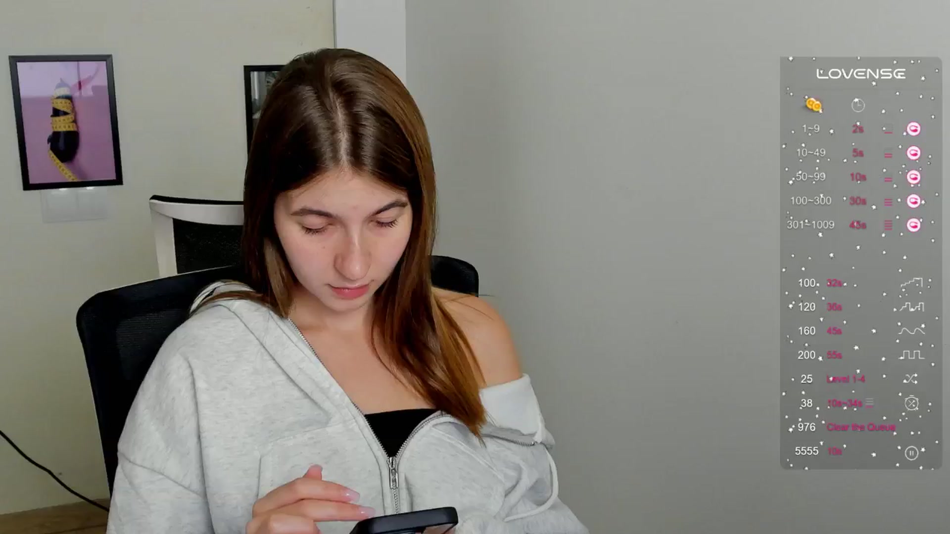 Gallery image thumbnail from Emilia_cherry's myfreecams stream on, 09/12/2024, 08:30 image 12 of 20