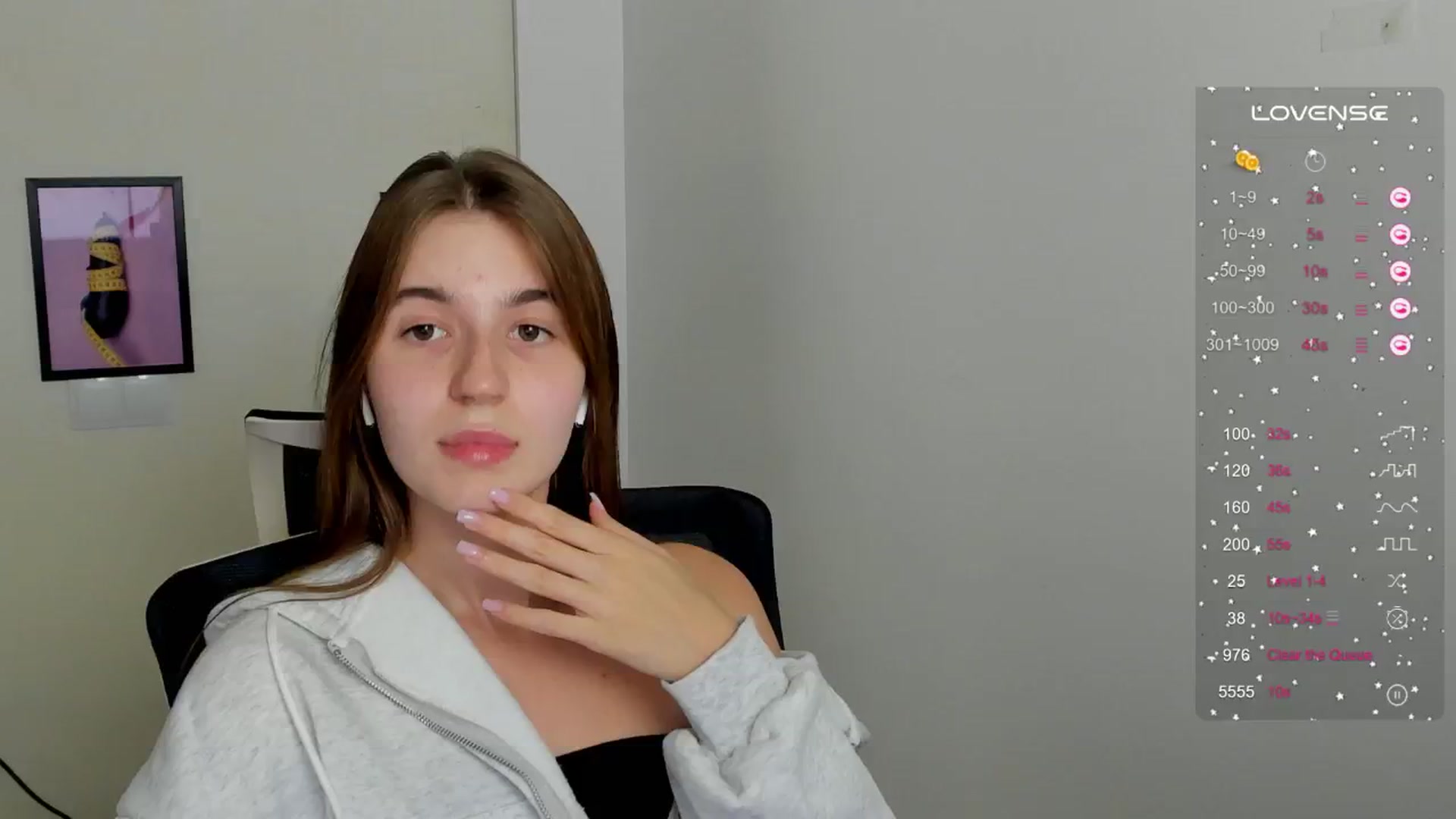 Gallery image thumbnail from Emilia_cherry's myfreecams stream on, 09/12/2024, 11:41 image 4 of 20