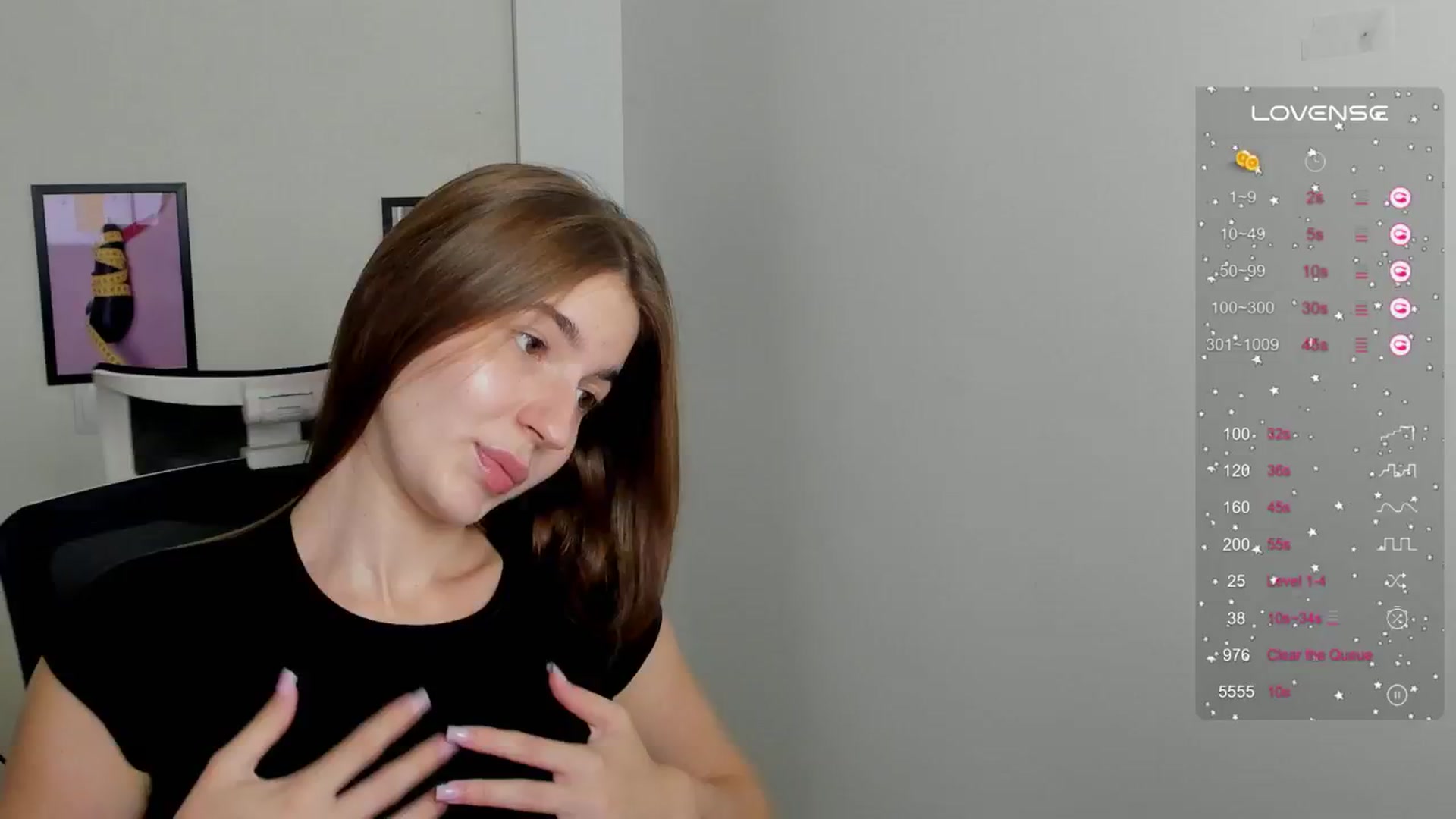 Gallery image thumbnail from Emilia_cherry's myfreecams stream on, 09/13/2024, 08:34 image 17 of 20