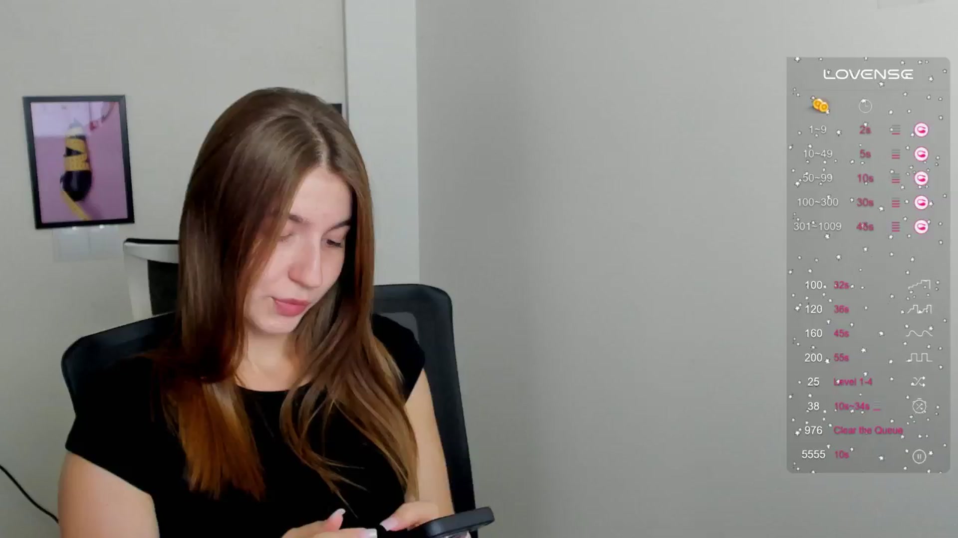 Gallery image thumbnail from Emilia_cherry's myfreecams stream on, 09/13/2024, 11:40 image 1 of 20