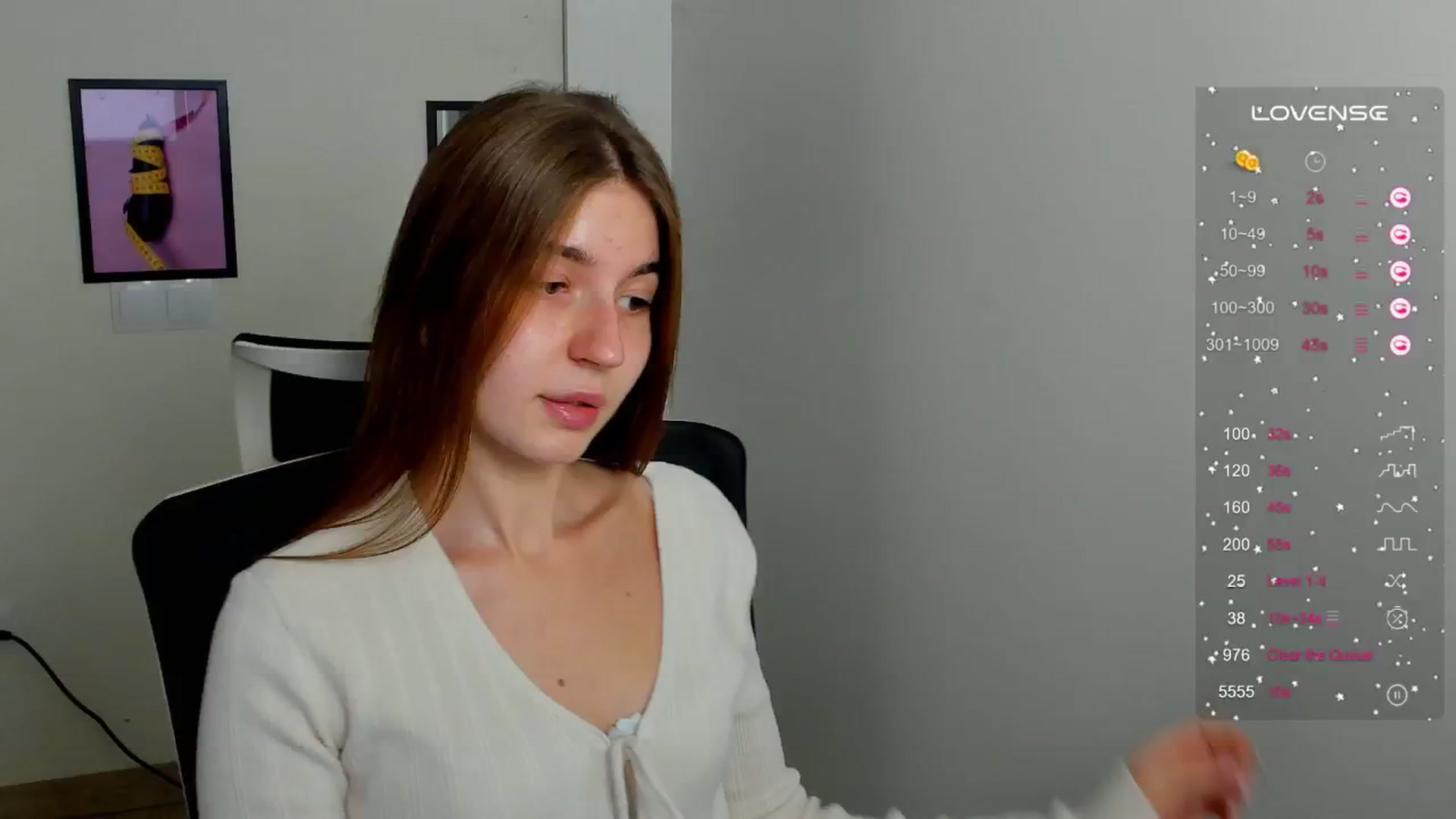 Gallery image thumbnail from Emilia_cherry's myfreecams stream on, 09/15/2024, 07:45 image 14 of 20