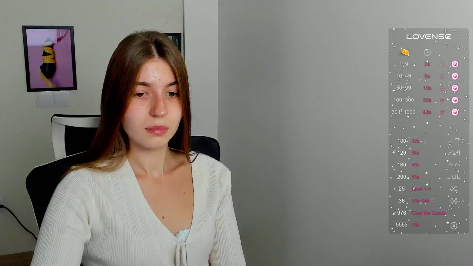Gallery image thumbnail from Emilia_cherry's myfreecams stream on, 09/15/2024, 07:45 image 16 of 20