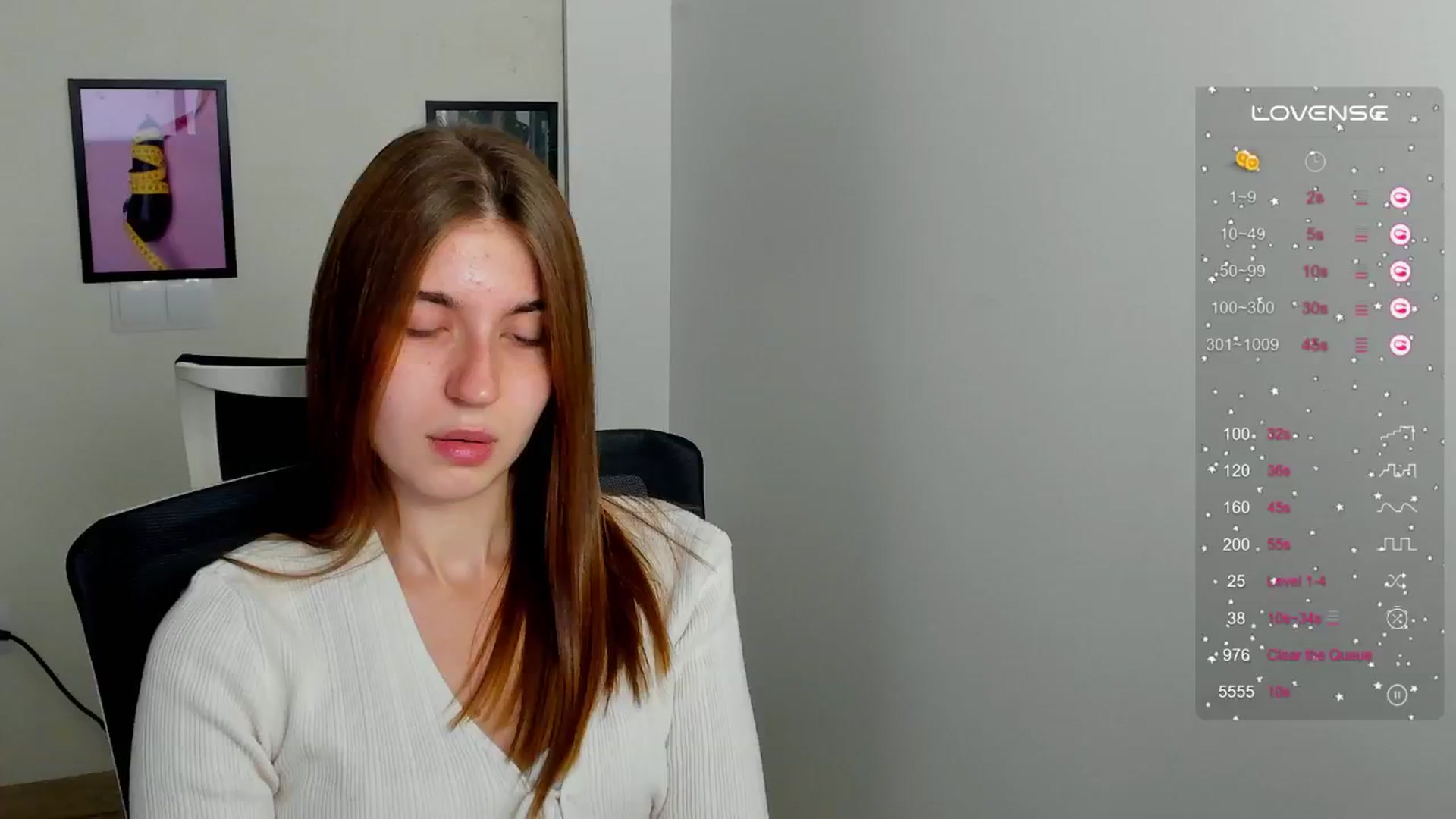 Gallery image thumbnail from Emilia_cherry's myfreecams stream on, 09/15/2024, 07:45 image 7 of 20