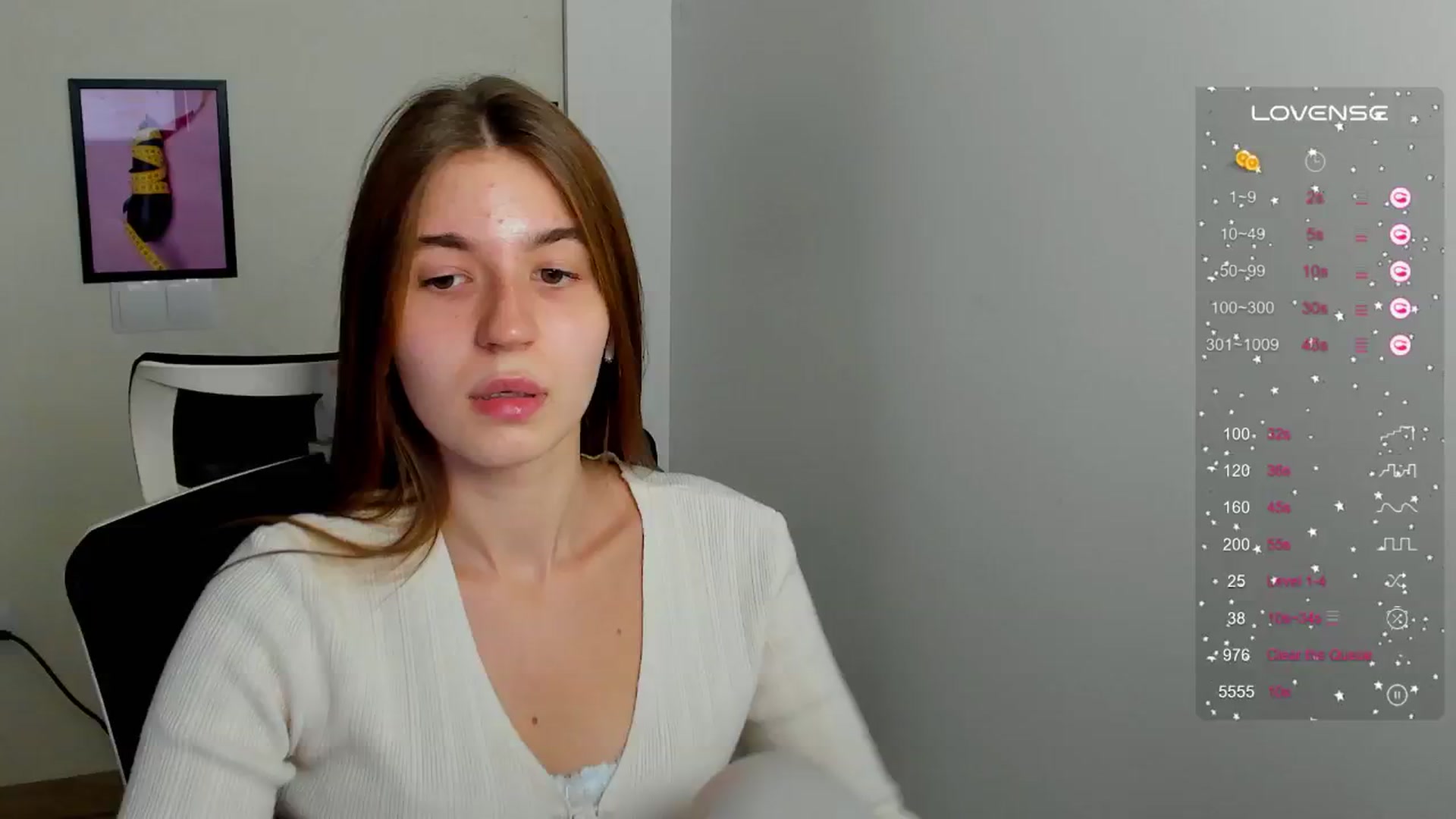Gallery image thumbnail from Emilia_cherry's myfreecams stream on, 09/15/2024, 07:45 image 19 of 20