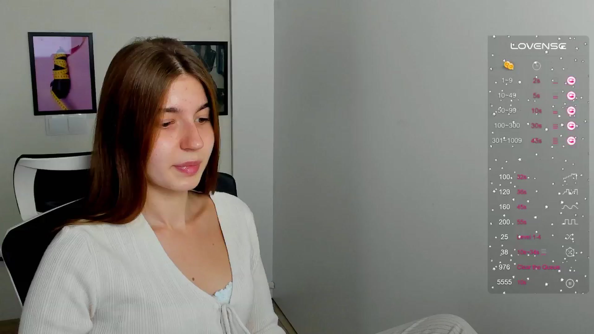 Gallery image thumbnail from Emilia_cherry's myfreecams stream on, 09/15/2024, 07:45 image 15 of 20