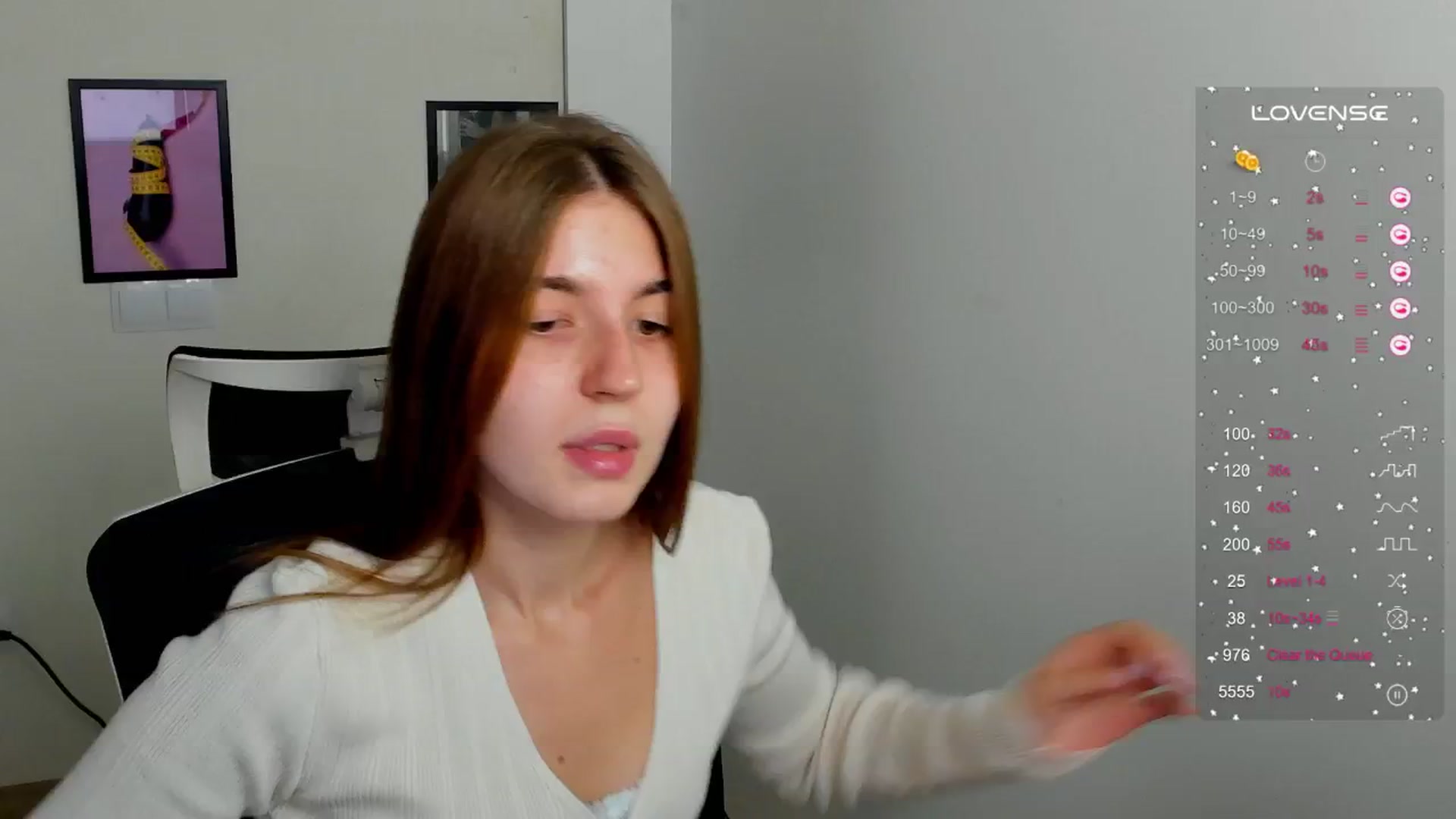Gallery image thumbnail from Emilia_cherry's myfreecams stream on, 09/15/2024, 07:45 image 18 of 20