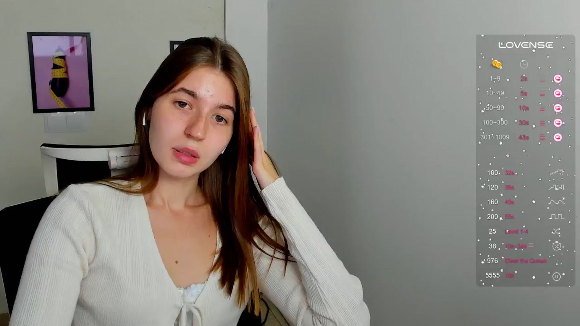 Gallery image thumbnail from Emilia_cherry's myfreecams stream on, 09/15/2024, 08:17 image 4 of 20