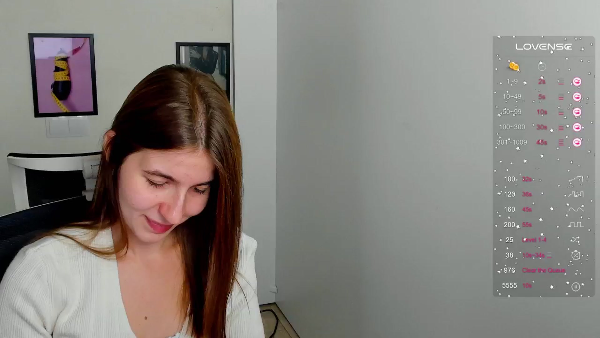 Gallery image thumbnail from Emilia_cherry's myfreecams stream on, 09/15/2024, 08:17 image 8 of 20
