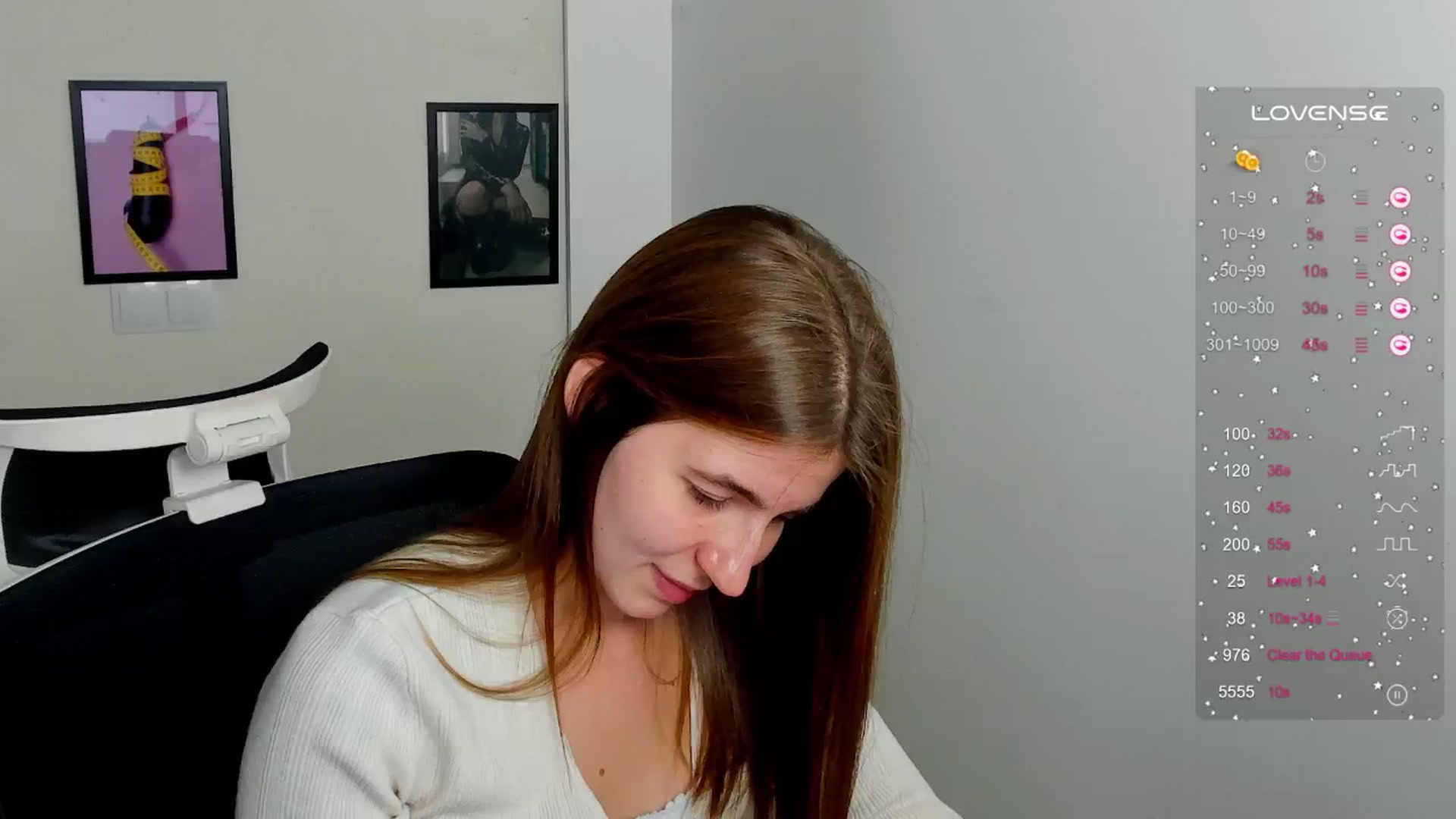Gallery image thumbnail from Emilia_cherry's myfreecams stream on, 09/15/2024, 08:17 image 18 of 20