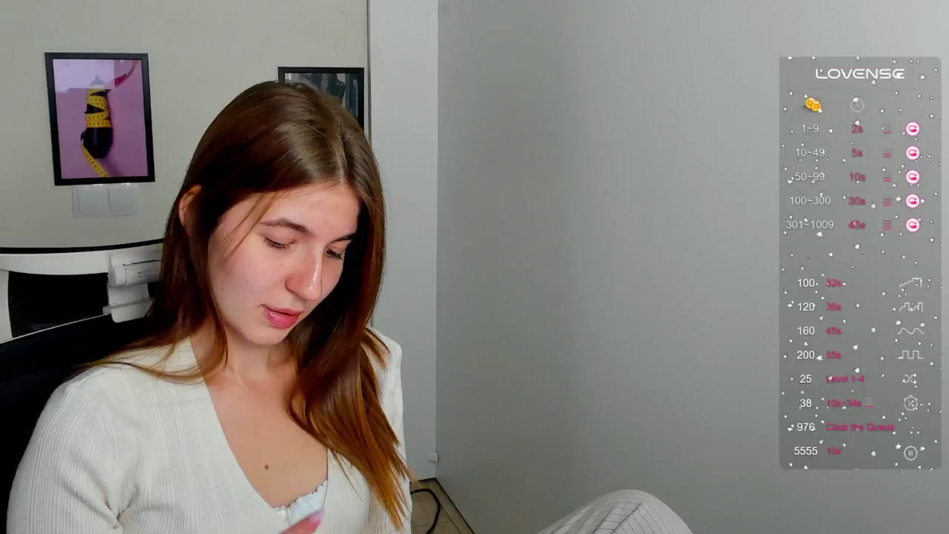 Gallery image thumbnail from Emilia_cherry's myfreecams stream on, 09/15/2024, 08:17 image 9 of 20