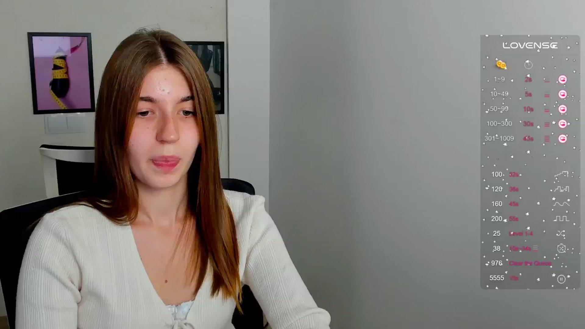 Gallery image thumbnail from Emilia_cherry's myfreecams stream on, 09/15/2024, 08:17 image 3 of 20