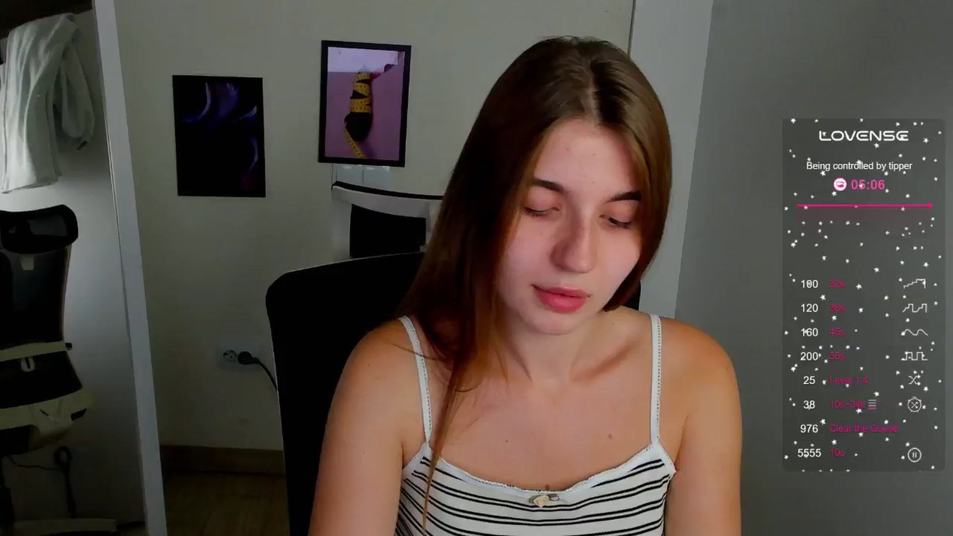 Gallery image thumbnail from Emilia_cherry's myfreecams stream on, 09/16/2024, 10:20 image 15 of 20
