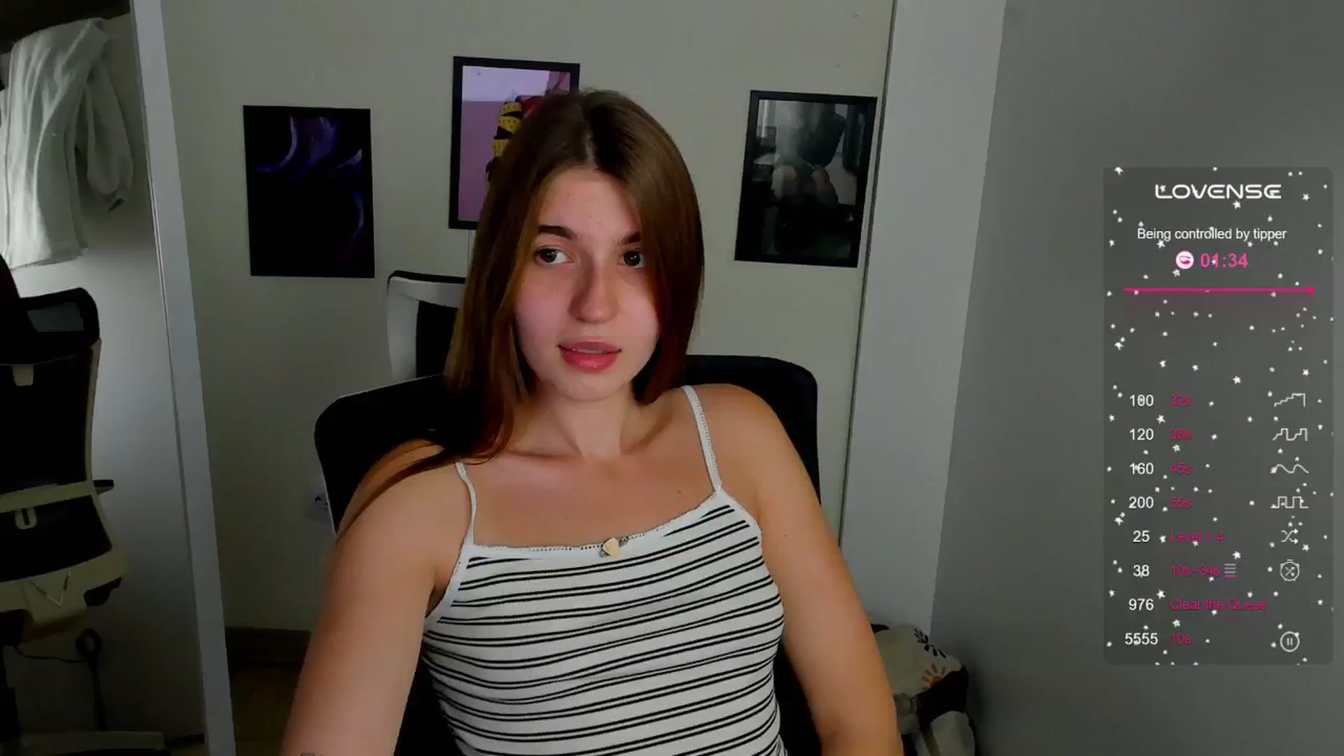 Gallery image thumbnail from Emilia_cherry's myfreecams stream on, 09/16/2024, 10:20 image 11 of 20
