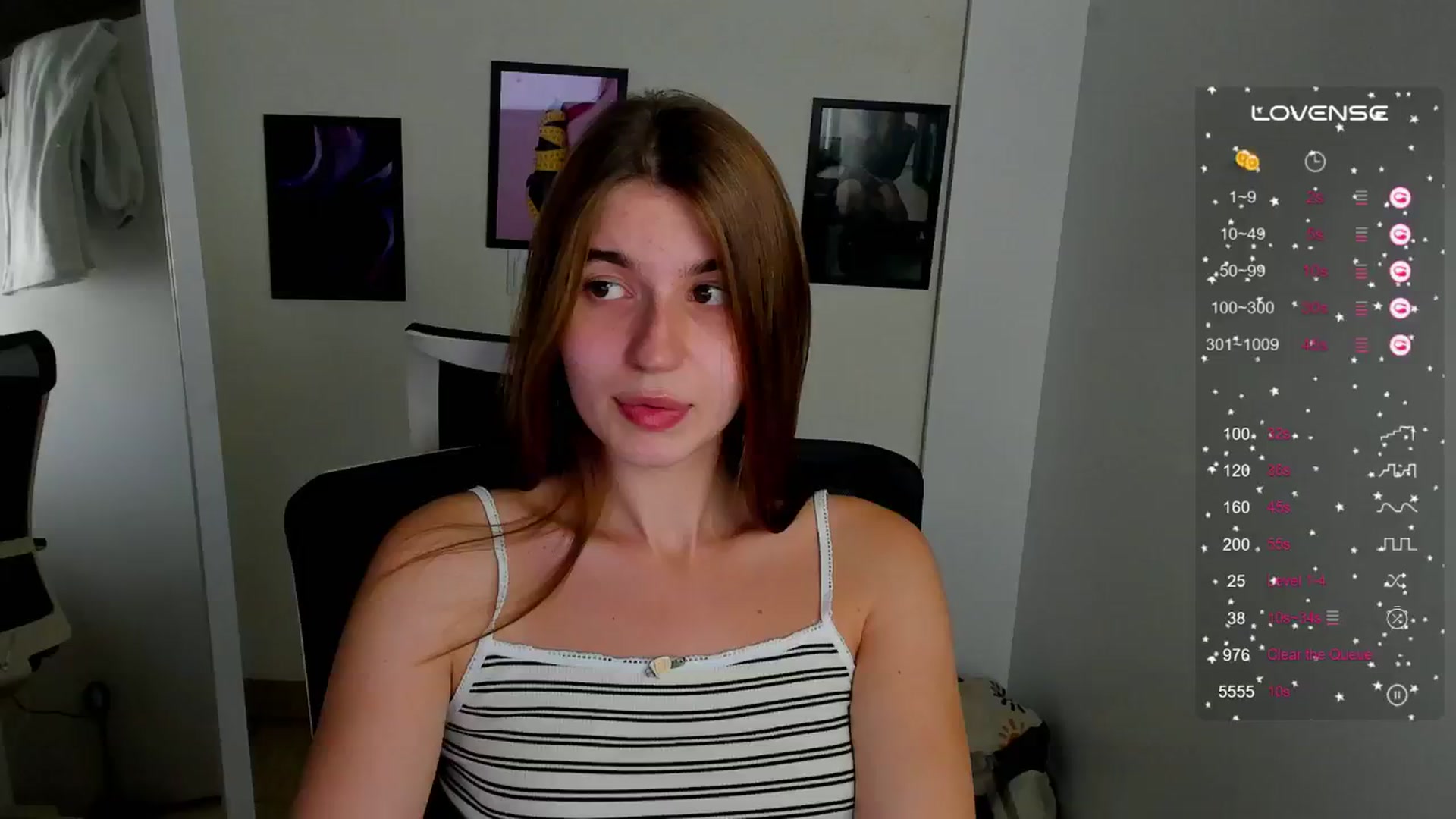 Gallery image thumbnail from Emilia_cherry's myfreecams stream on, 09/16/2024, 10:20 image 4 of 20
