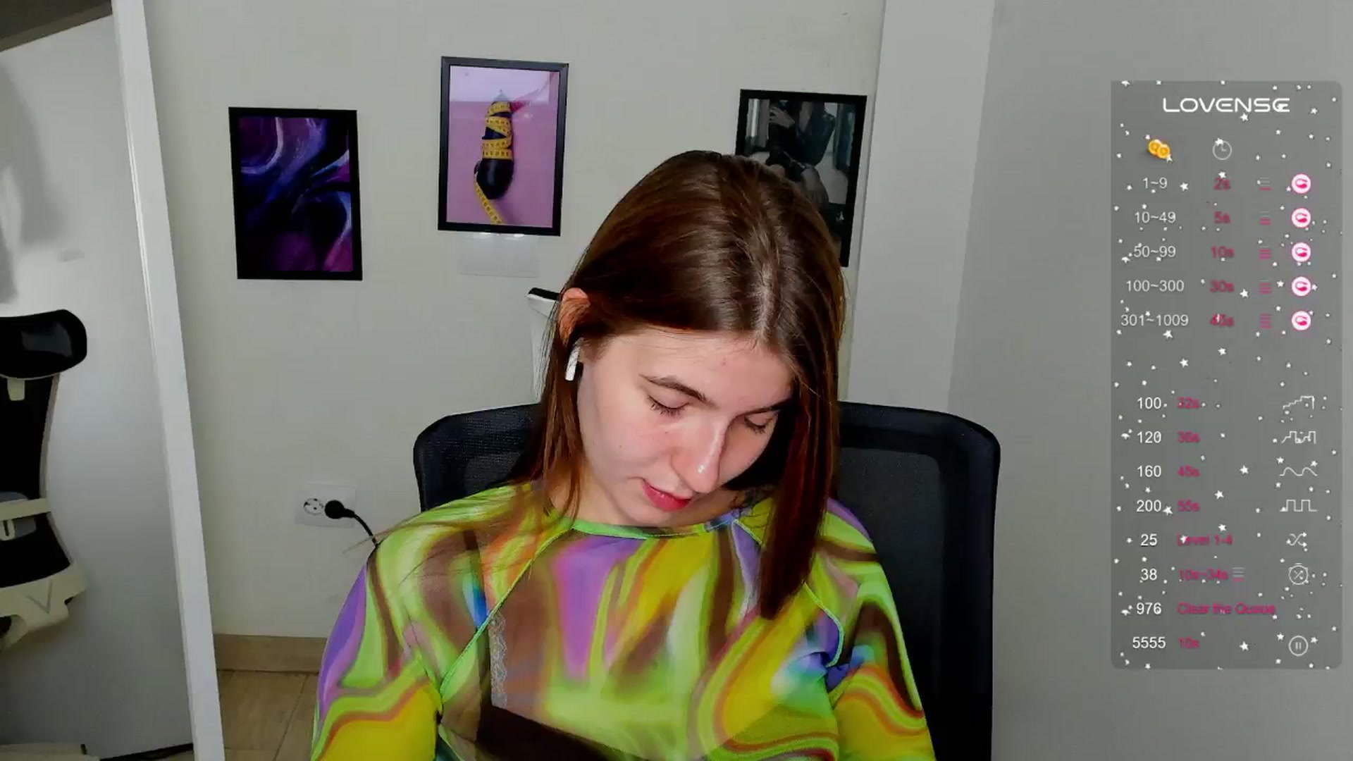 Gallery image thumbnail from Emilia_cherry's myfreecams stream on, 09/17/2024, 07:11 image 12 of 20