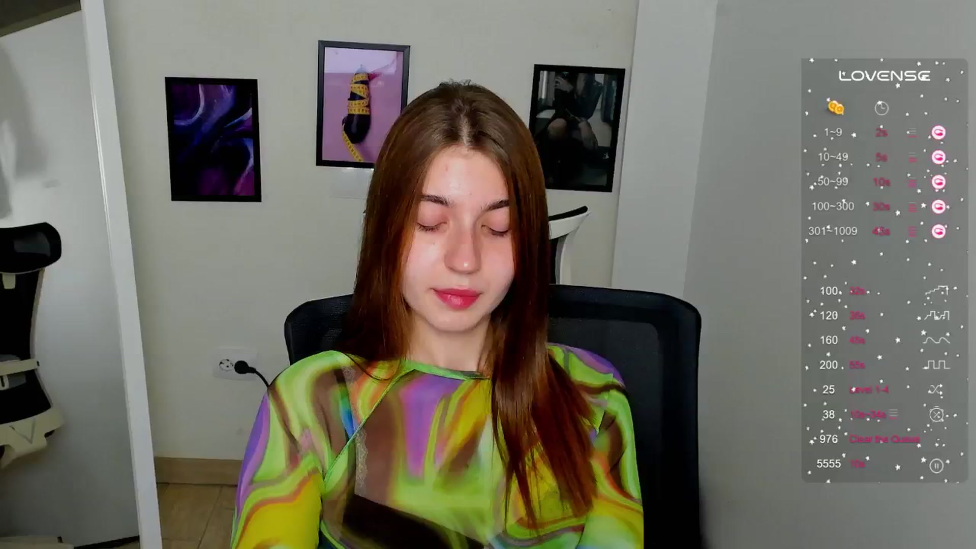 Gallery image thumbnail from Emilia_cherry's myfreecams stream on, 09/17/2024, 07:11 image 8 of 20