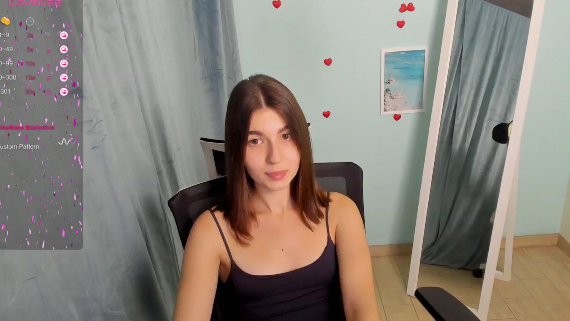 Gallery image thumbnail from Emilia_cherry's myfreecams stream on, 10/28/2024, 10:20 image 3 of 20