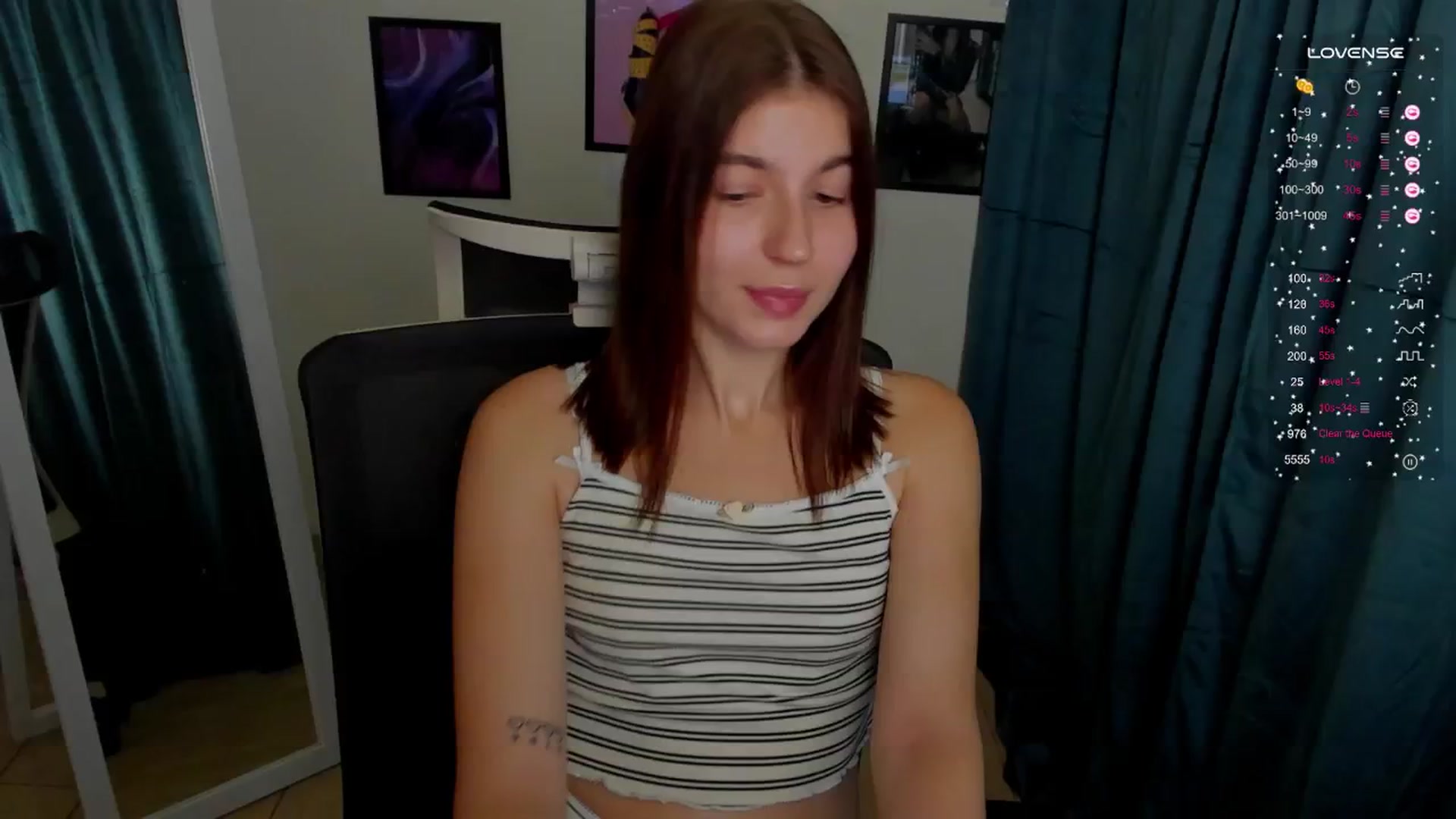 Gallery image thumbnail from Emilia_cherry's myfreecams stream on, 12/09/2024, 10:04 image 5 of 20