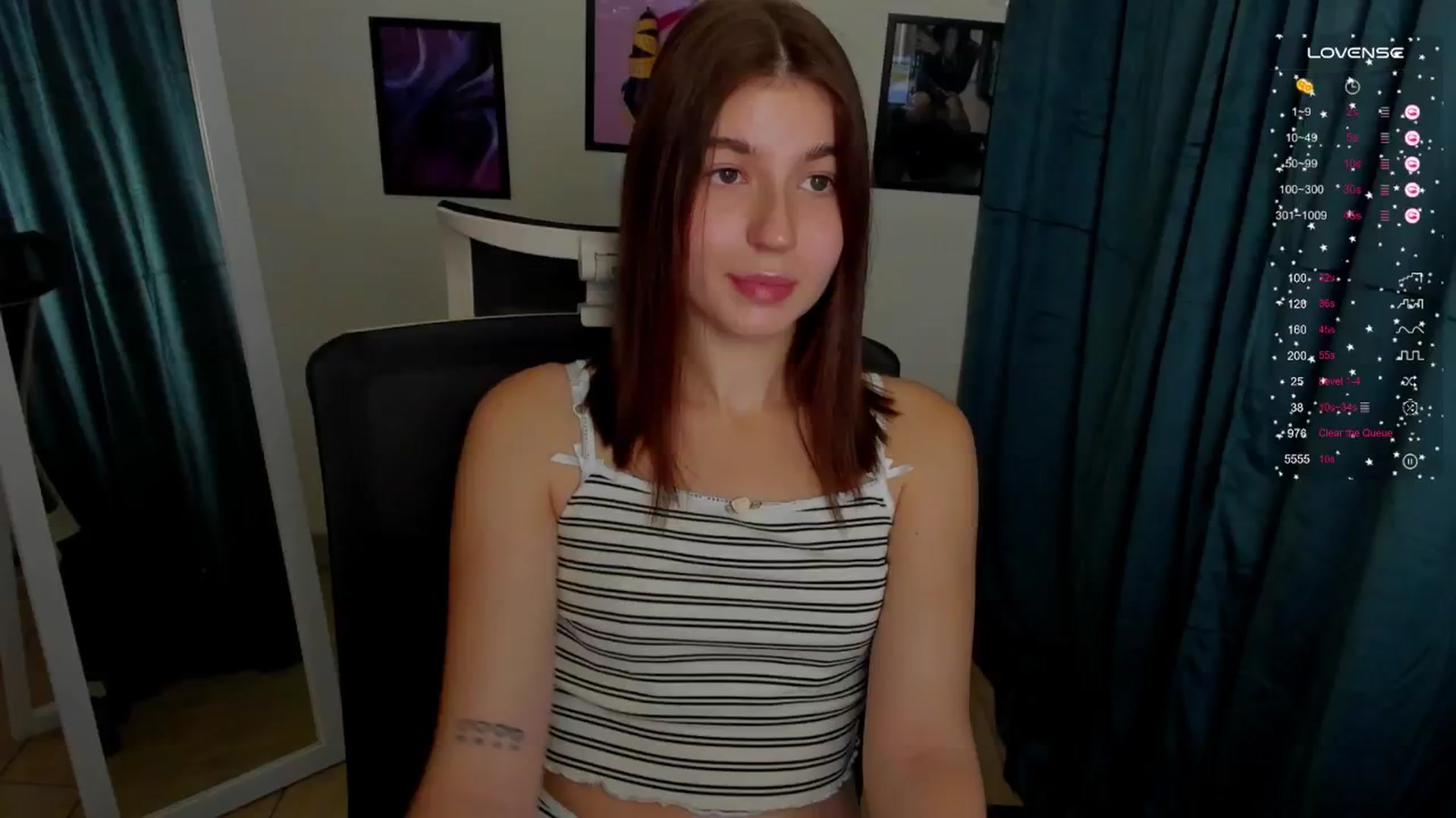 Gallery image thumbnail from Emilia_cherry's myfreecams stream on, 12/09/2024, 10:04 image 6 of 20
