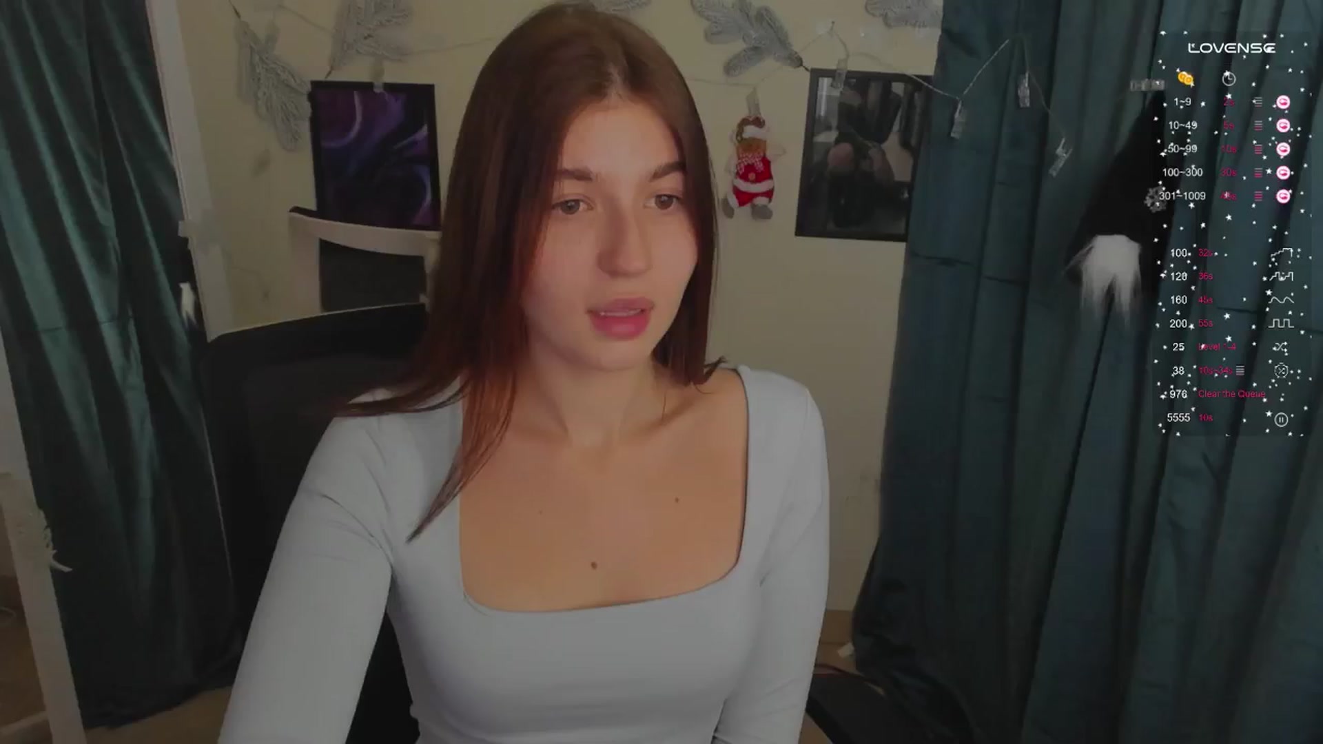 Gallery image thumbnail from Emilia_cherry's myfreecams stream on, 12/12/2024, 09:47 image 14 of 20