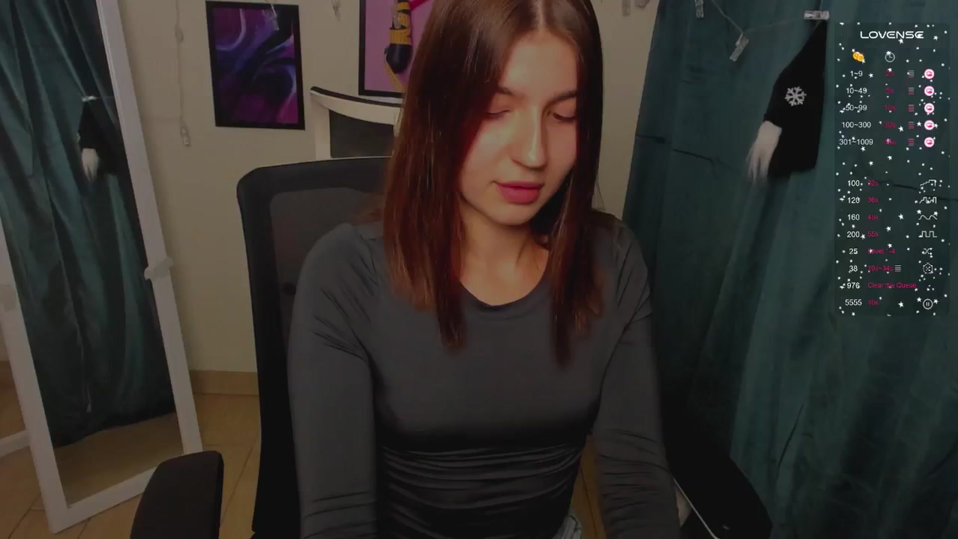 Gallery image thumbnail from Emilia_cherry's myfreecams stream on, 12/23/2024, 12:00 image 16 of 20