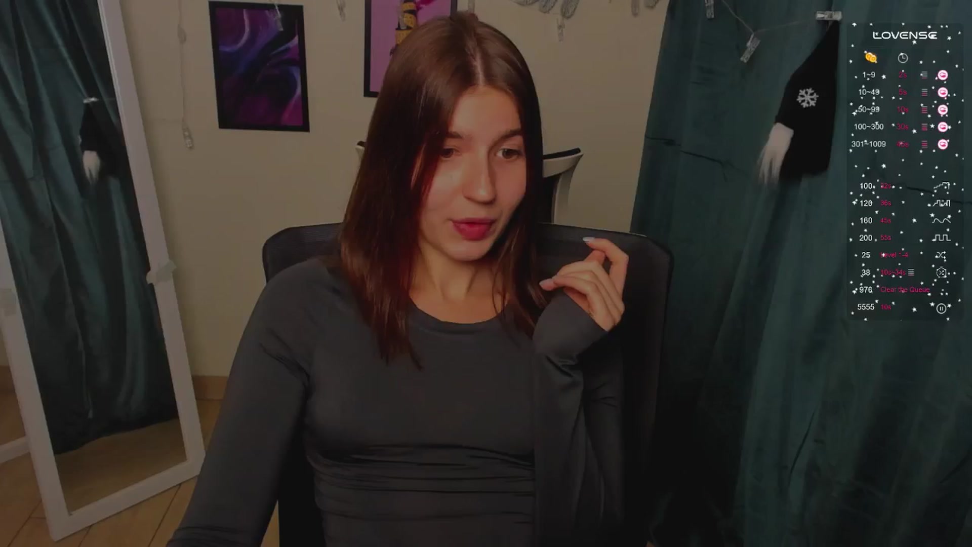 Gallery image thumbnail from Emilia_cherry's myfreecams stream on, 12/23/2024, 12:00 image 18 of 20