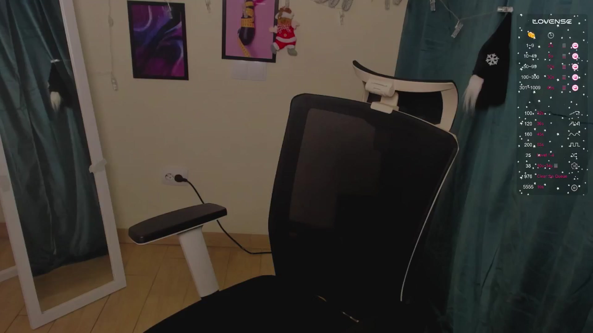 Gallery image thumbnail from Emilia_cherry's myfreecams stream on, 12/23/2024, 12:00 image 17 of 20