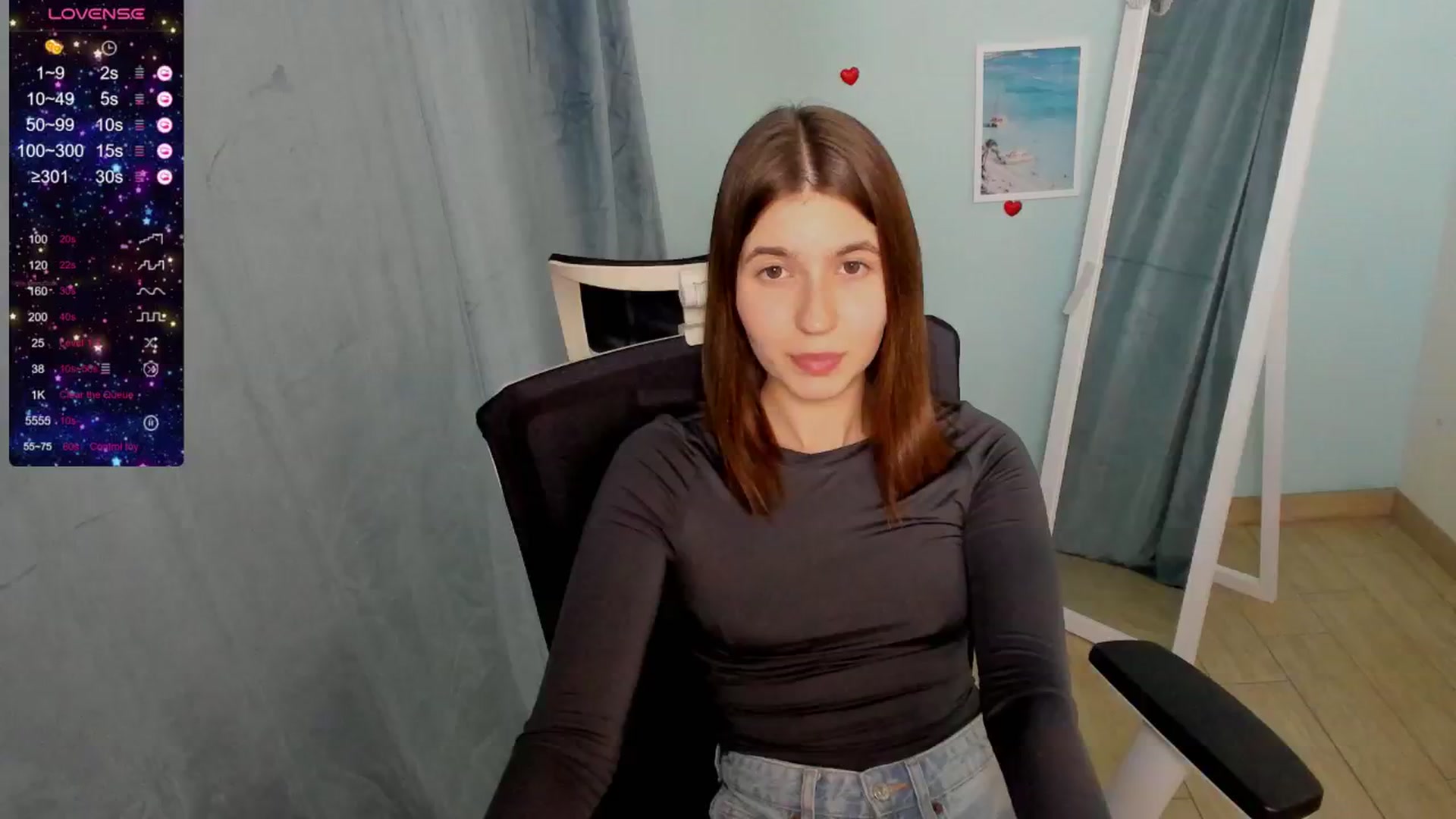 Gallery image thumbnail from Emilia_cherry's myfreecams stream on, 12/23/2024, 15:28 image 14 of 20