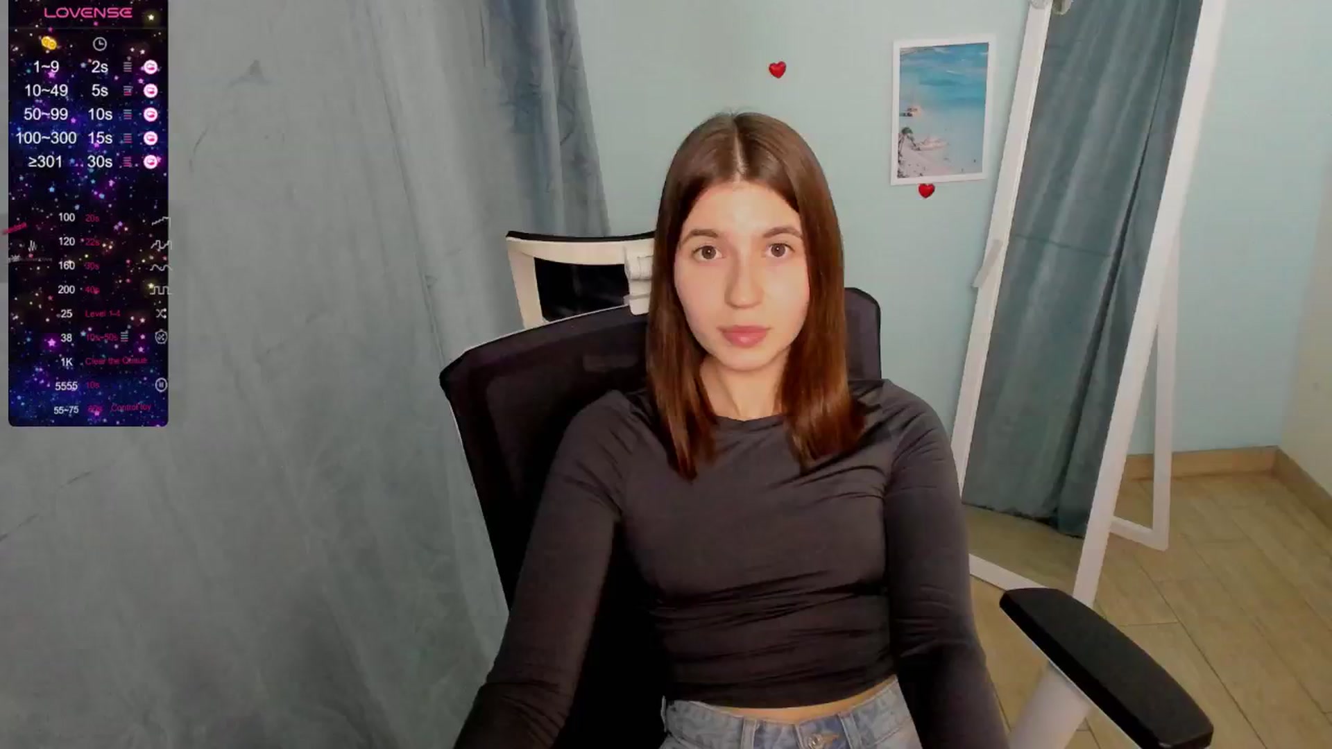 Gallery image thumbnail from Emilia_cherry's myfreecams stream on, 12/23/2024, 15:28 image 19 of 20