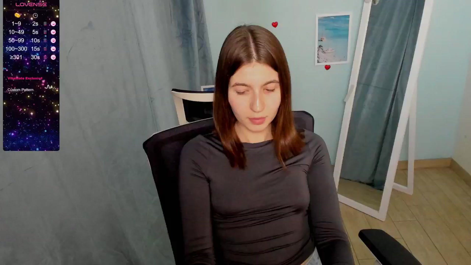 Gallery image thumbnail from Emilia_cherry's myfreecams stream on, 12/23/2024, 15:28 image 9 of 20