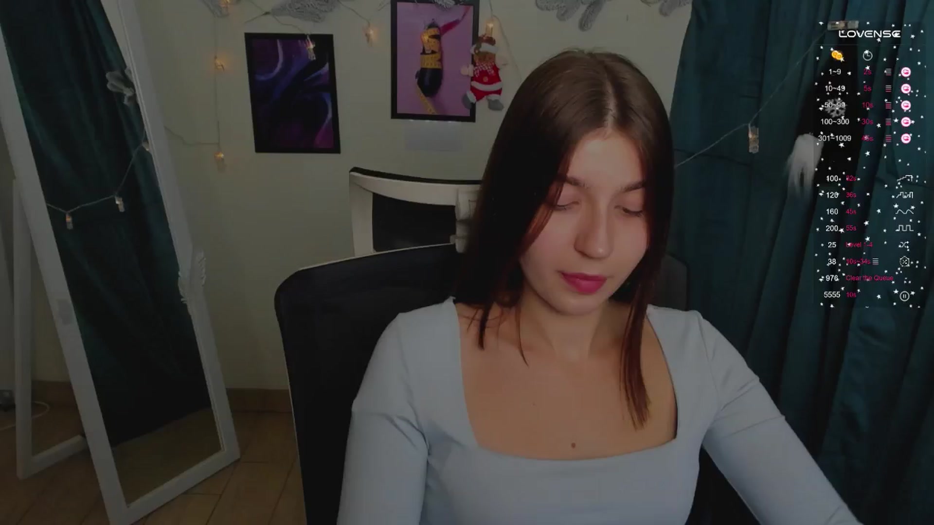 Gallery image thumbnail from Emilia_cherry's myfreecams stream on, 12/24/2024, 11:19 image 10 of 20