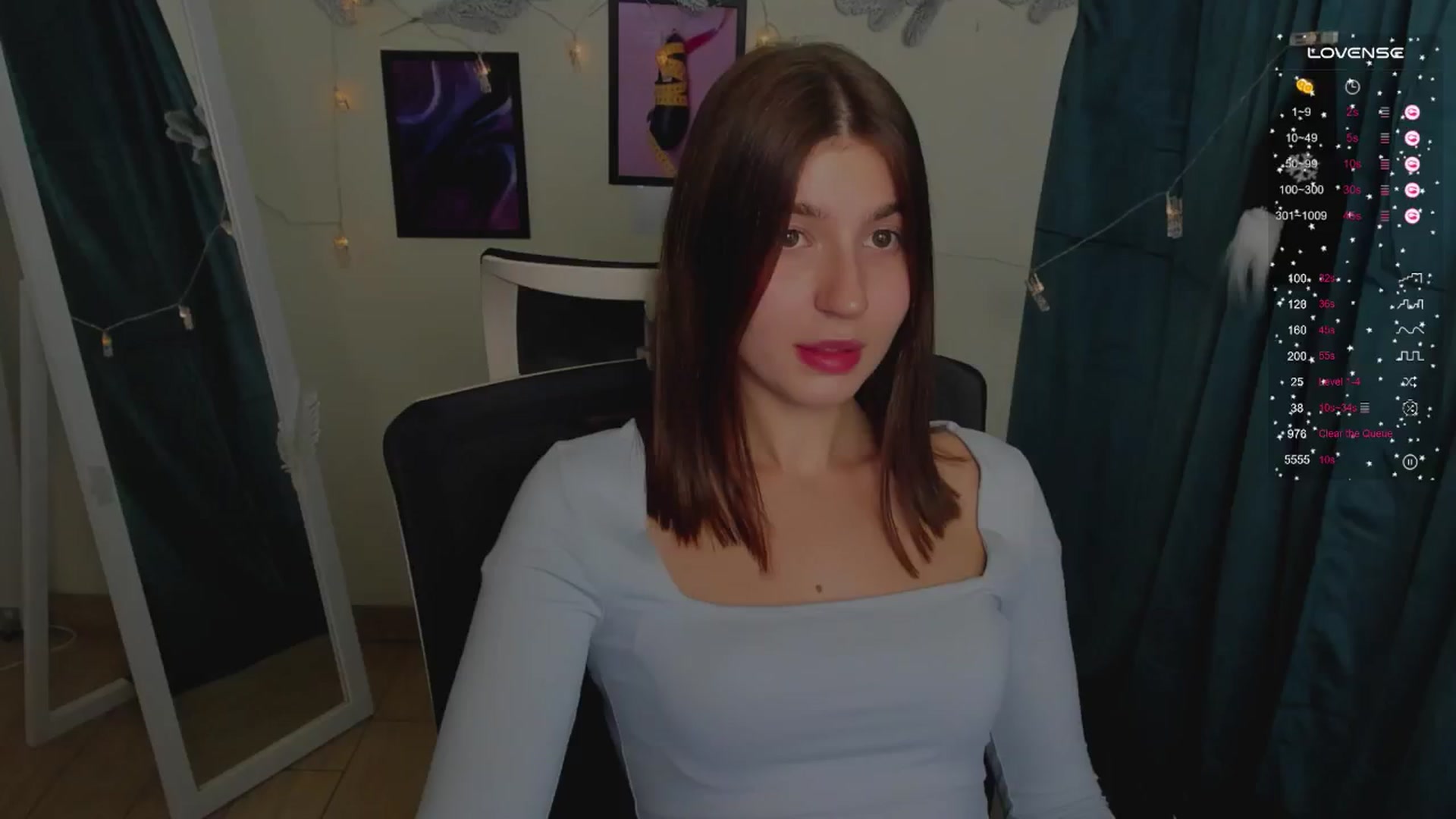 Gallery image thumbnail from Emilia_cherry's myfreecams stream on, 12/24/2024, 11:19 image 8 of 20