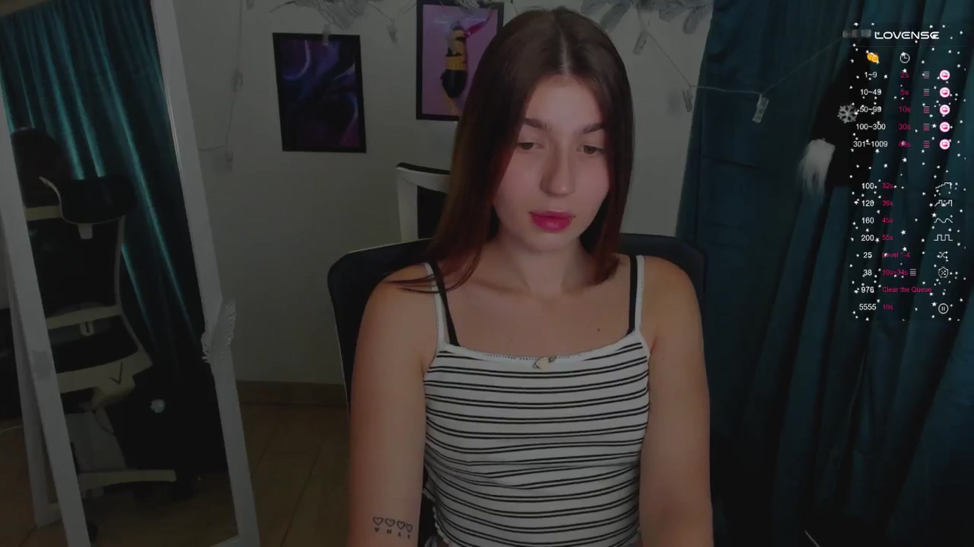 Gallery image thumbnail from Emilia_cherry's myfreecams stream on, 12/30/2024, 10:47 image 8 of 20