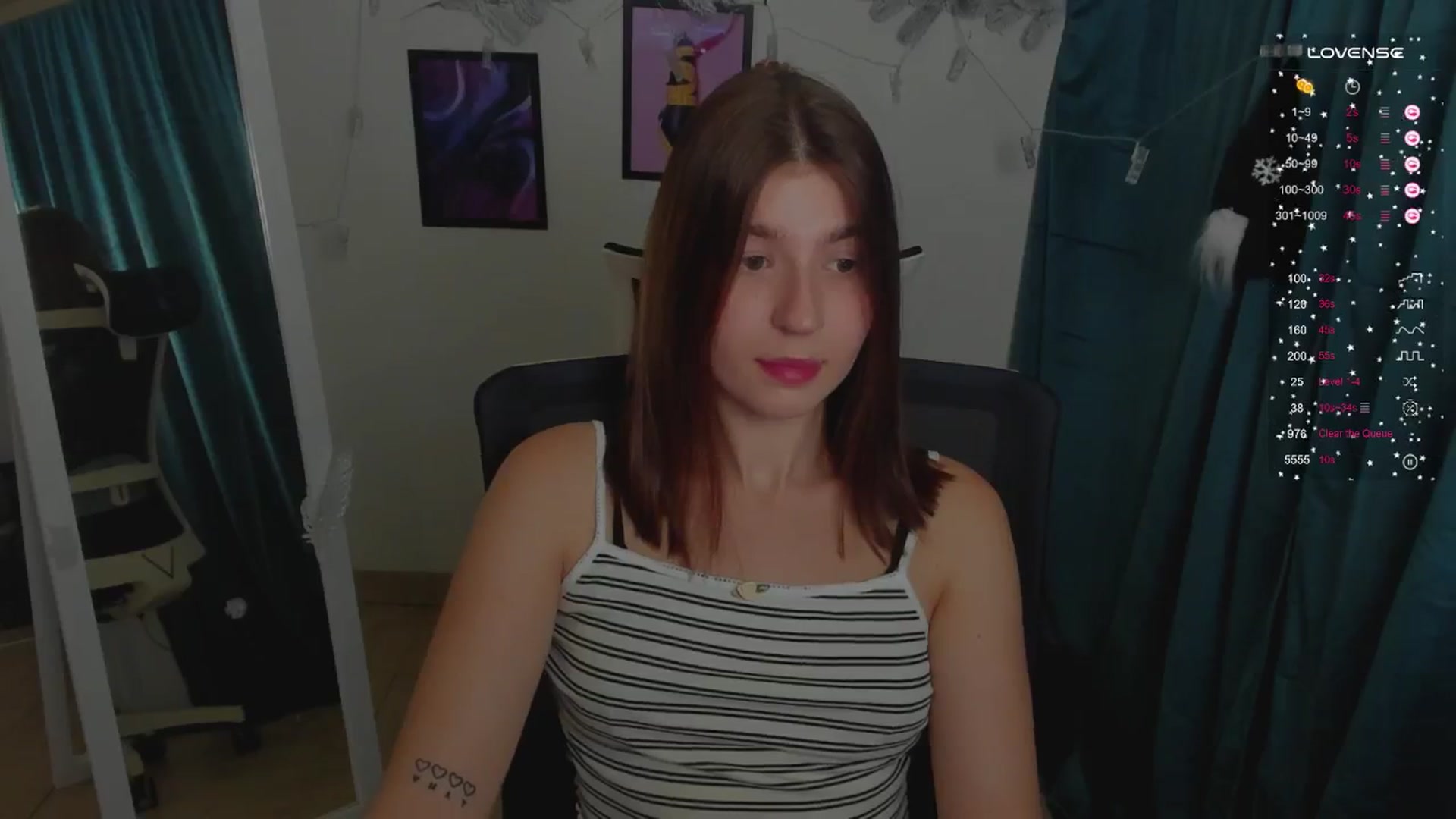 Gallery image thumbnail from Emilia_cherry's myfreecams stream on, 12/30/2024, 10:47 image 4 of 20