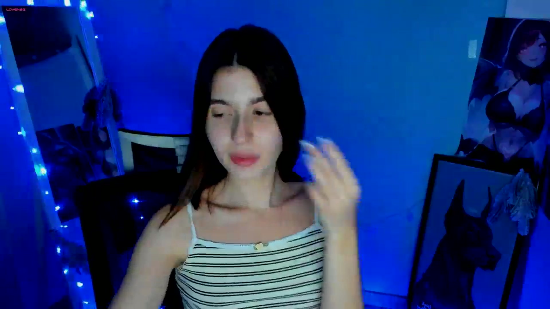 Gallery image thumbnail from Emilia_cherry's myfreecams stream on, 12/30/2024, 16:06 image 17 of 20