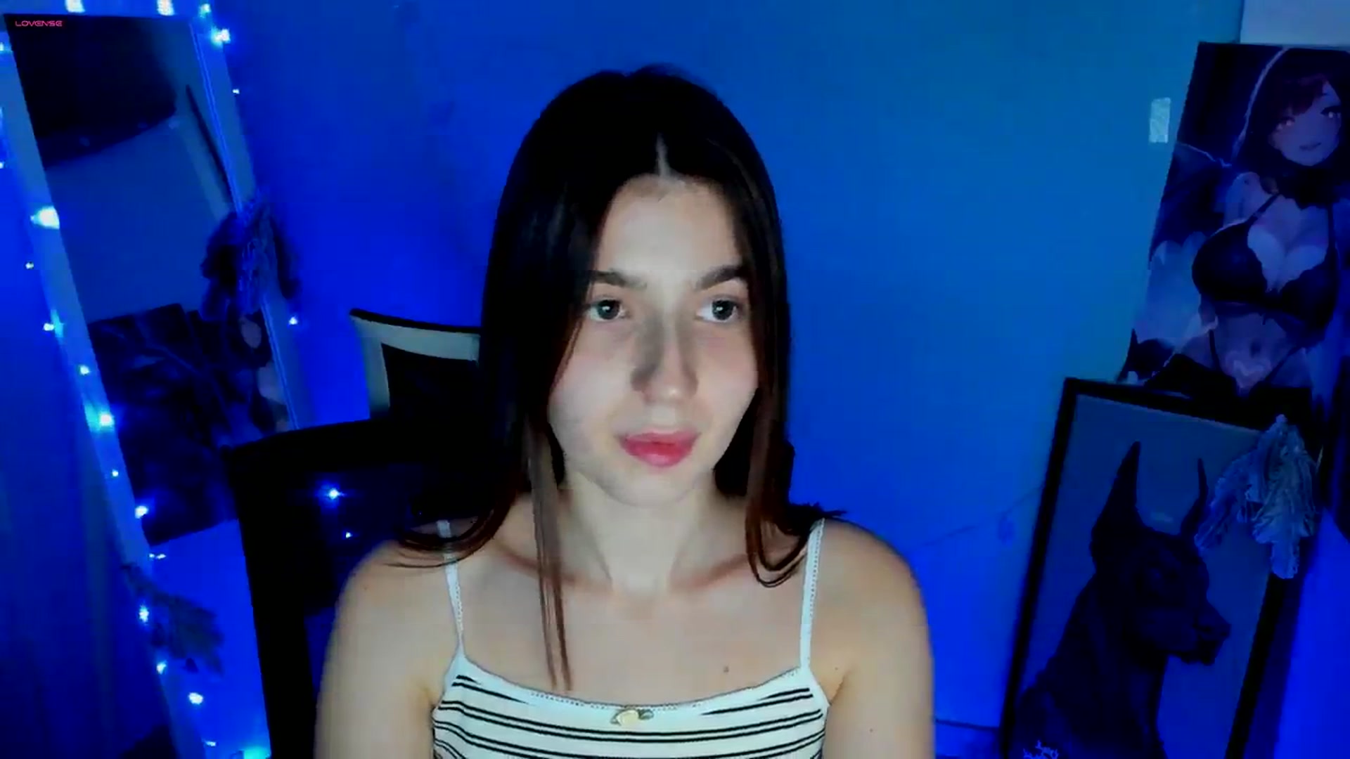 Gallery image thumbnail from Emilia_cherry's myfreecams stream on, 12/30/2024, 16:06 image 18 of 20