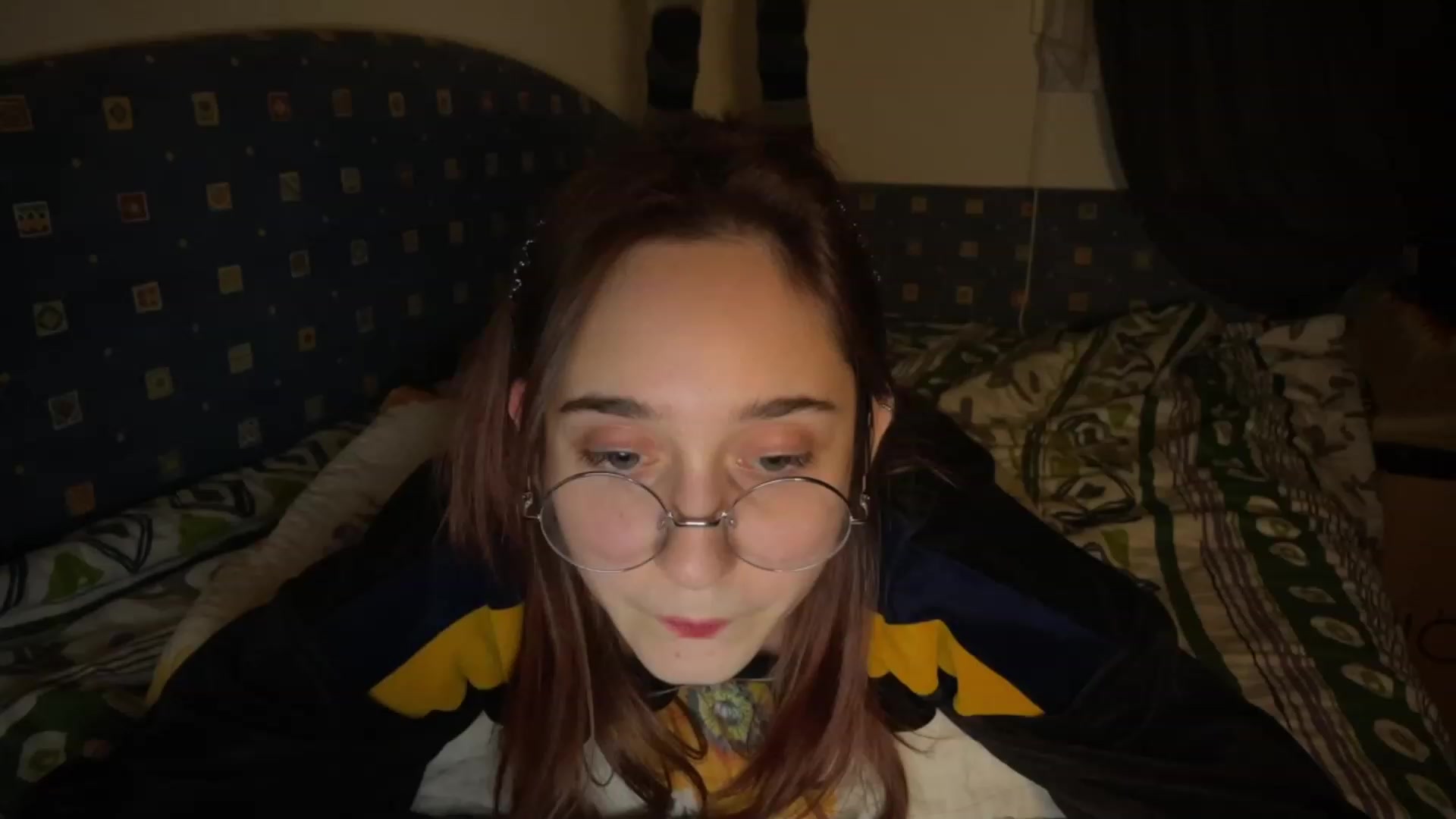 Gallery image thumbnail from Emiliaaaaa's myfreecams stream on, 12/03/2023, 22:07 image 10 of 20