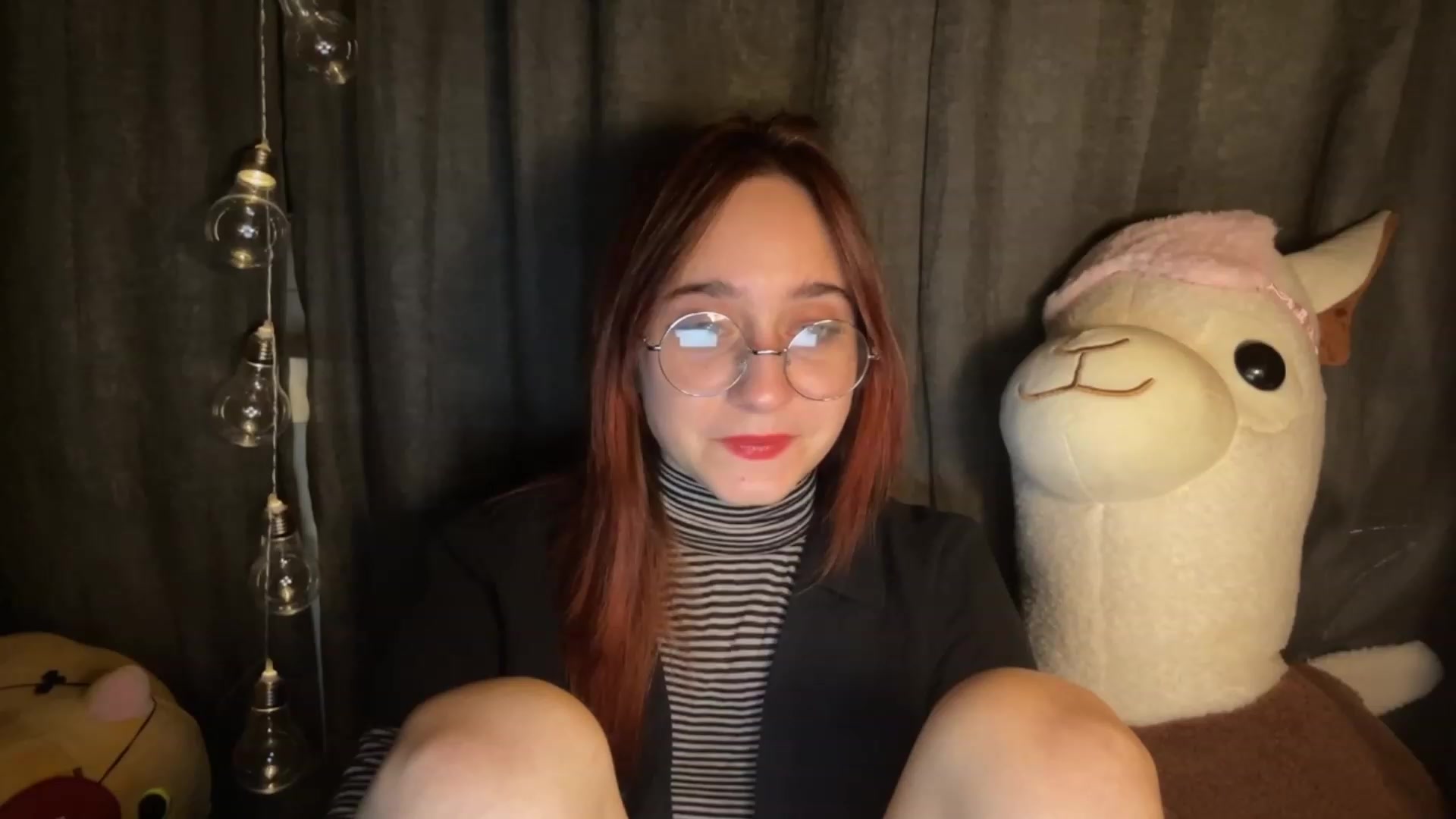 Gallery image thumbnail from Emiliaaaaa's myfreecams stream on, 12/08/2023, 24:58 image 3 of 20