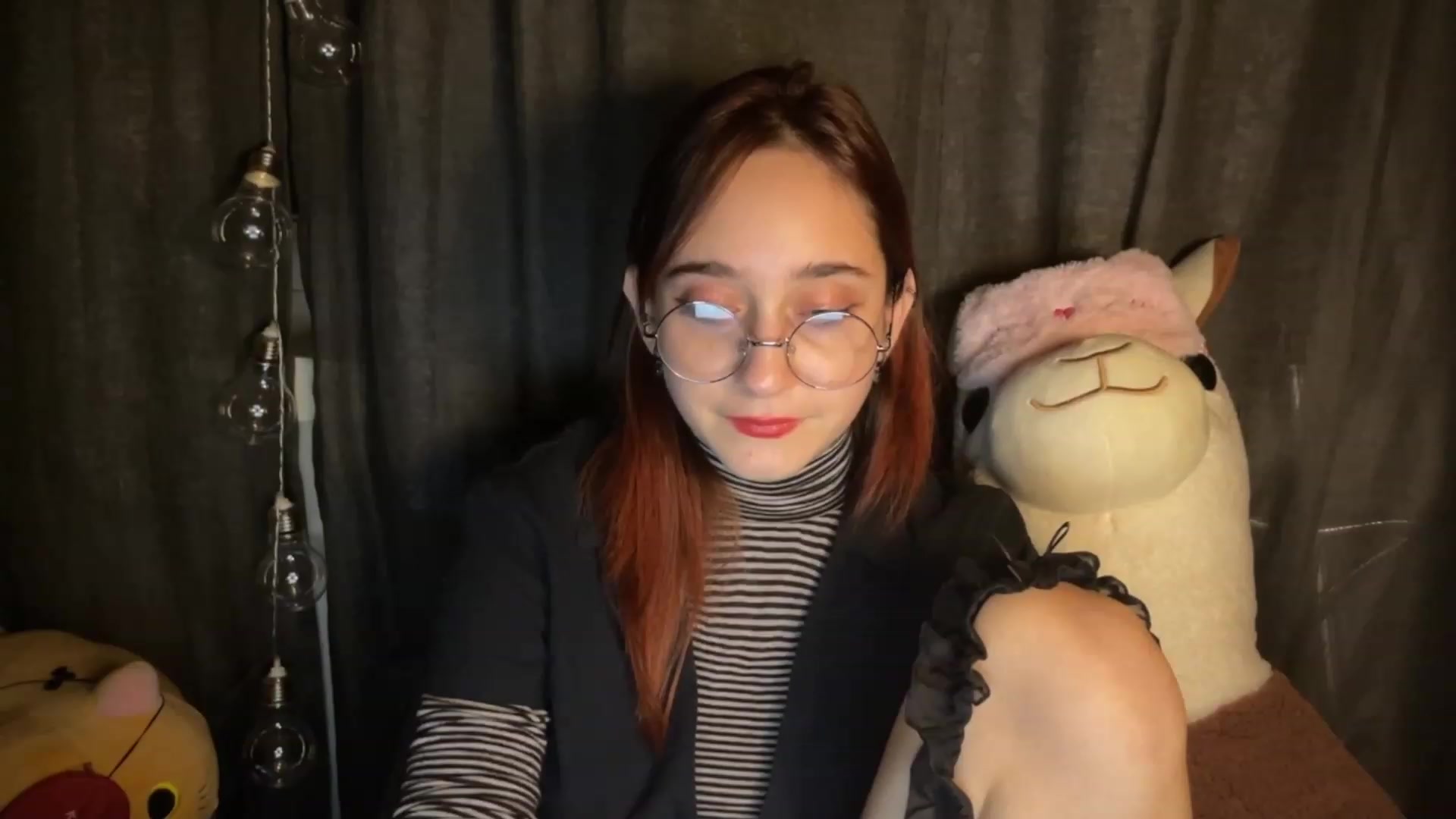 Gallery image thumbnail from Emiliaaaaa's myfreecams stream on, 12/08/2023, 24:58 image 12 of 20