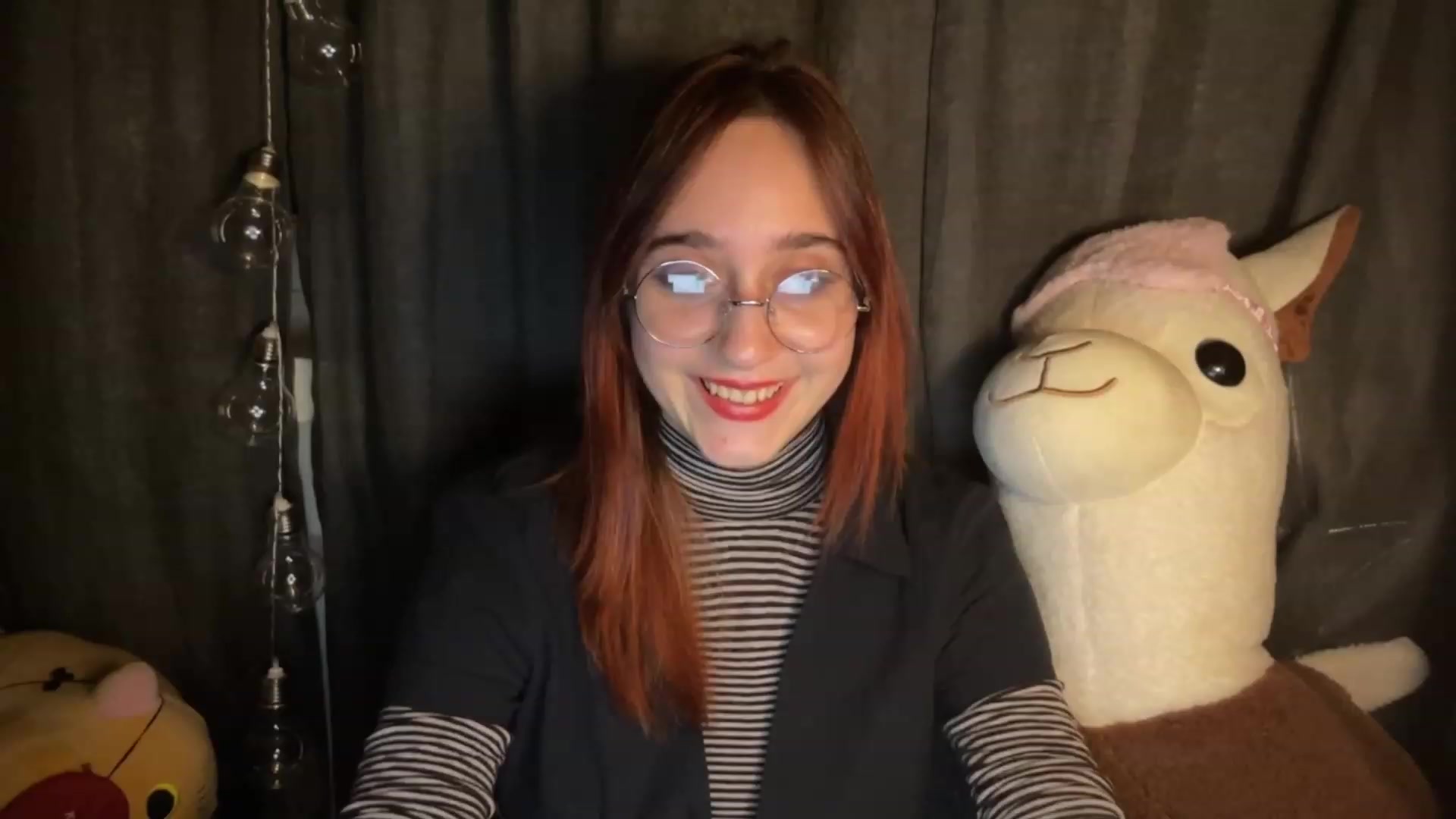 Gallery image thumbnail from Emiliaaaaa's myfreecams stream on, 12/08/2023, 24:58 image 9 of 20