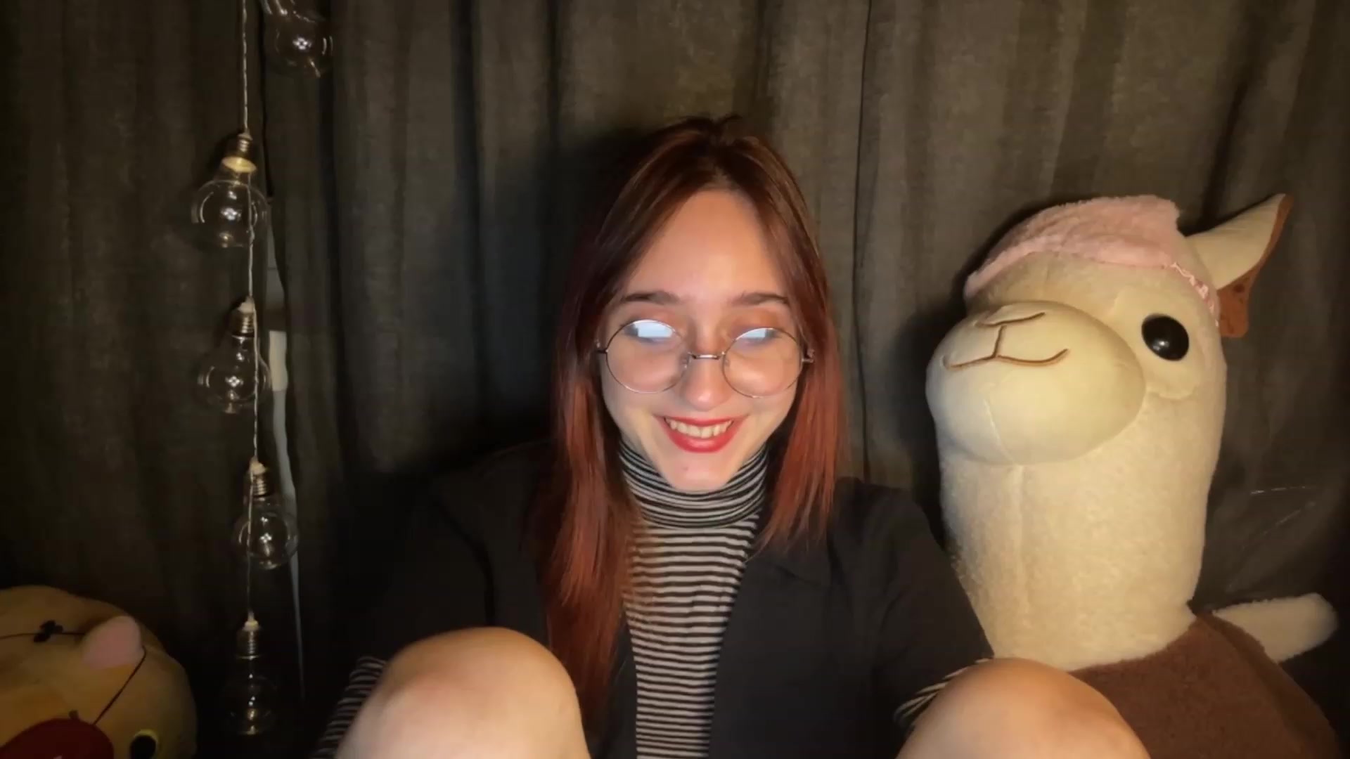 Gallery image thumbnail from Emiliaaaaa's myfreecams stream on, 12/08/2023, 24:58 image 6 of 20