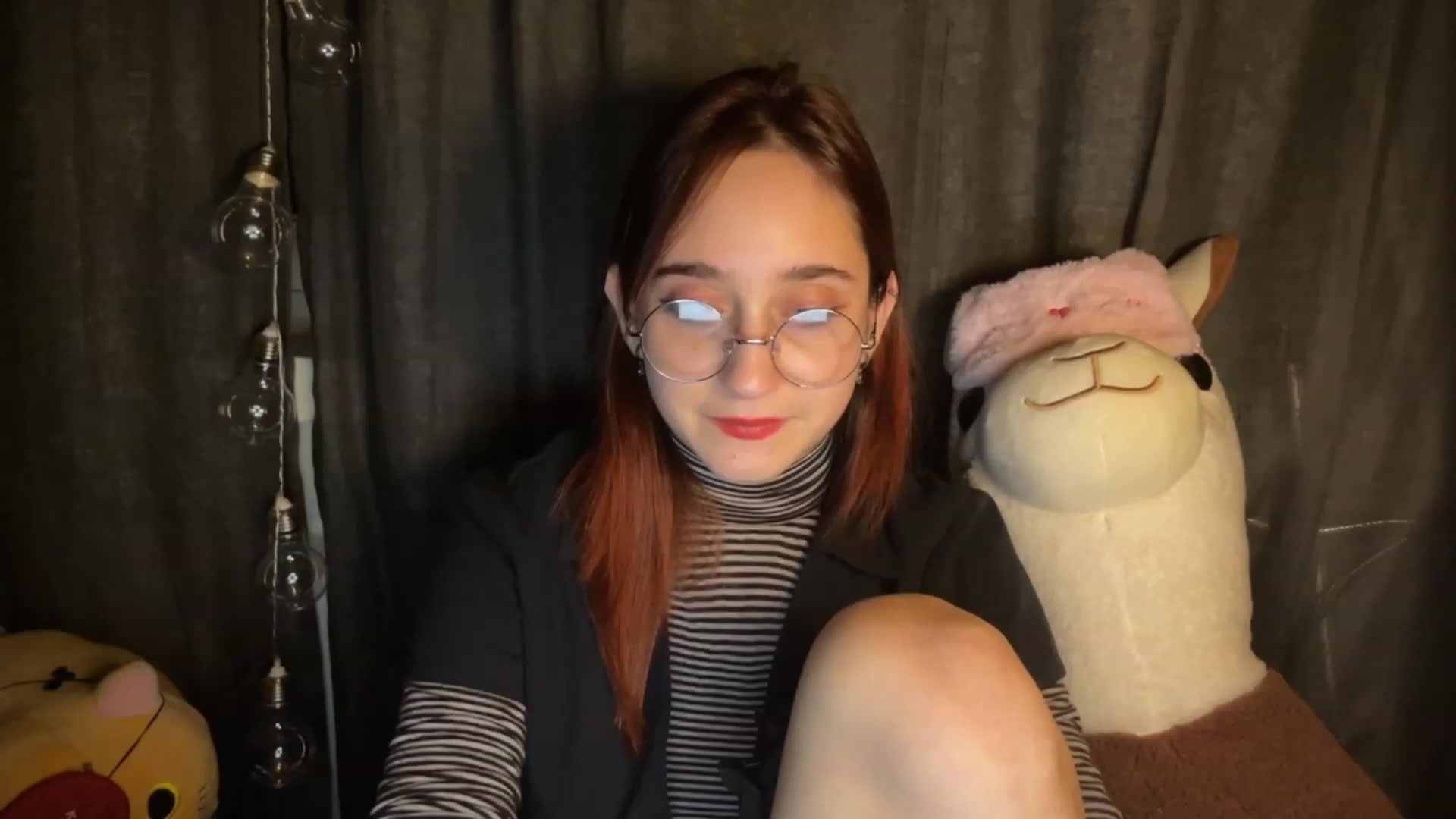 Gallery image thumbnail from Emiliaaaaa's myfreecams stream on, 12/08/2023, 24:58 image 13 of 20