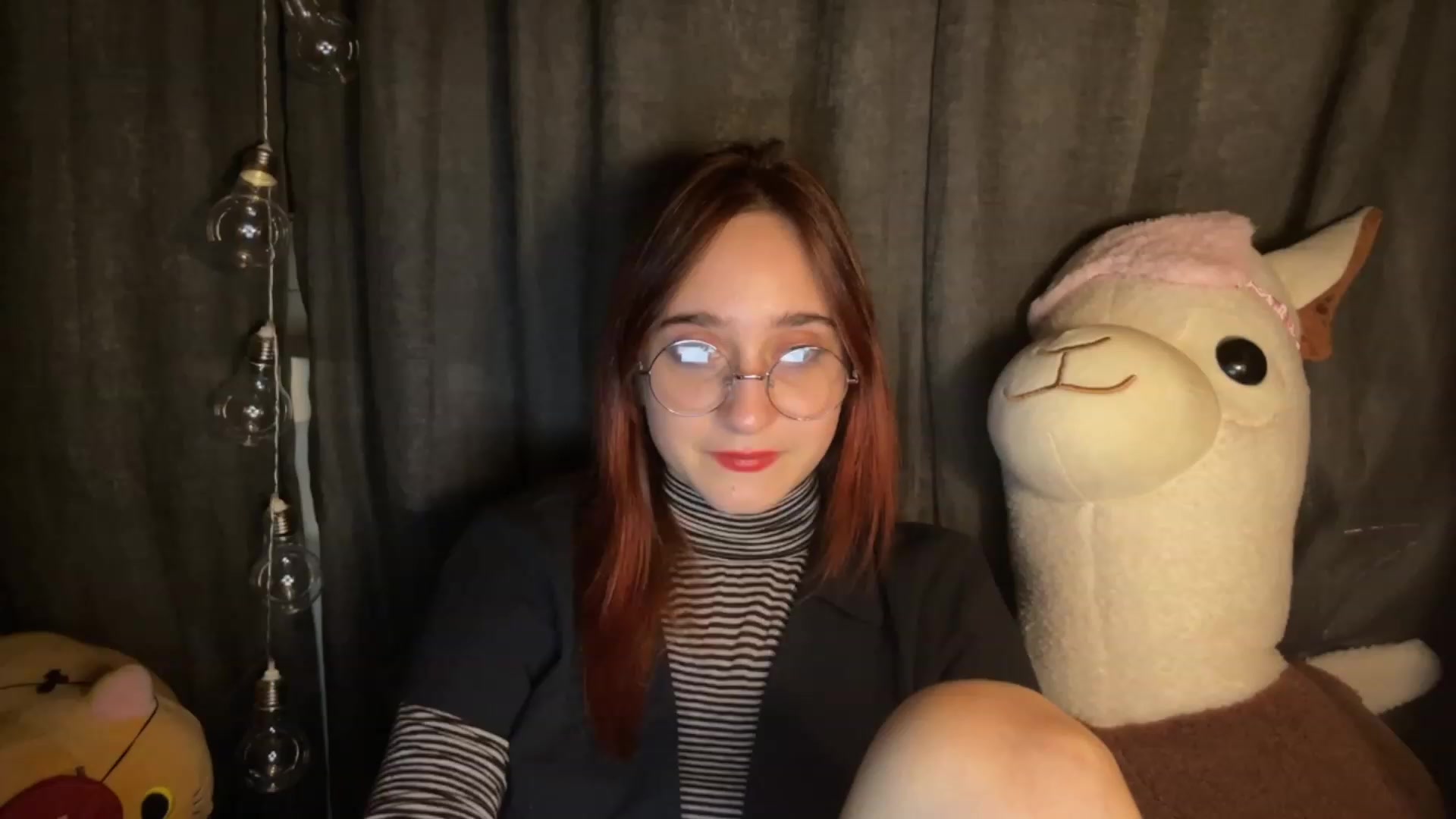 Gallery image thumbnail from Emiliaaaaa's myfreecams stream on, 12/08/2023, 24:58 image 8 of 20