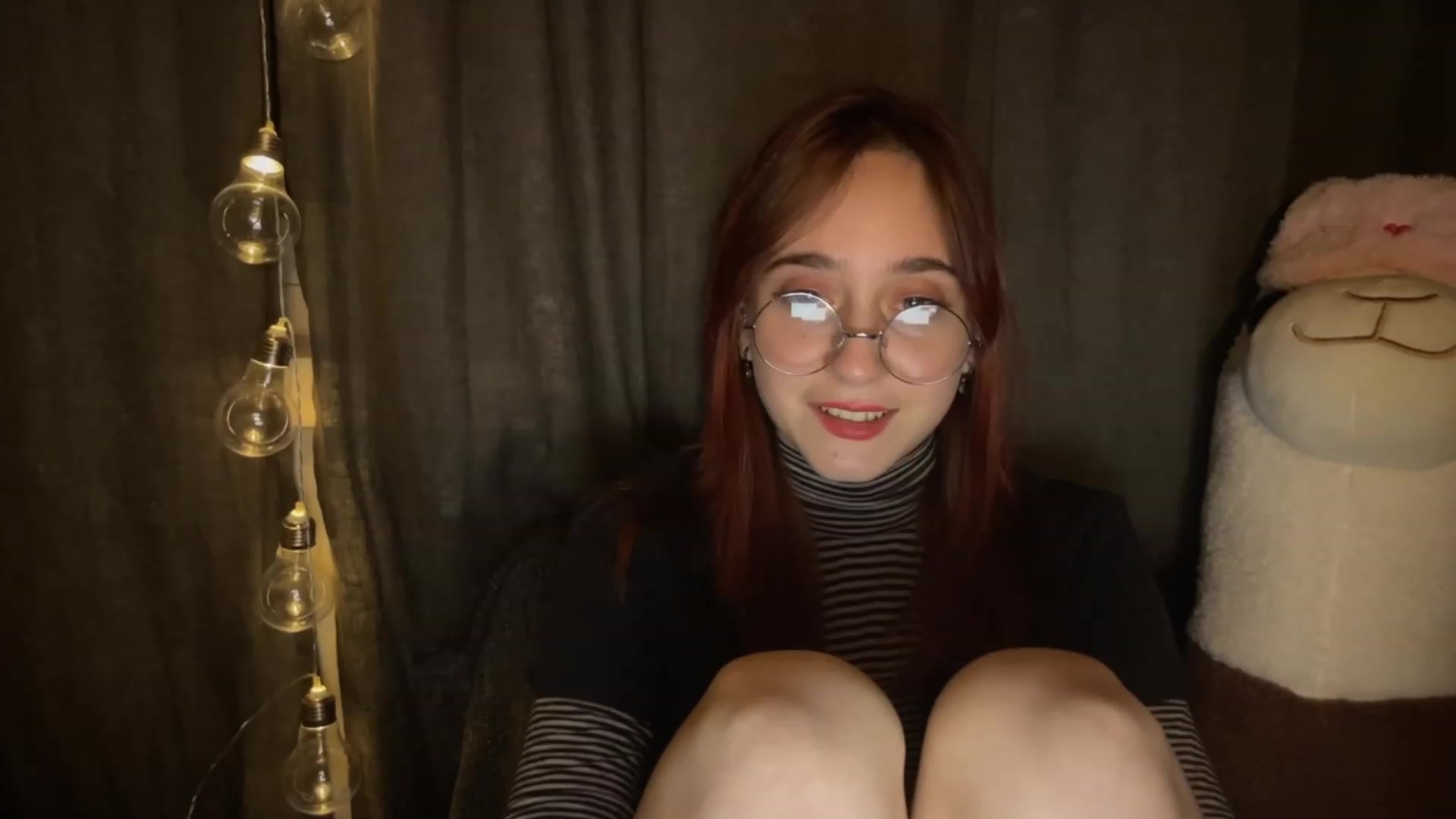 Gallery image thumbnail from Emiliaaaaa's myfreecams stream on, 12/08/2023, 02:17 image 1 of 20