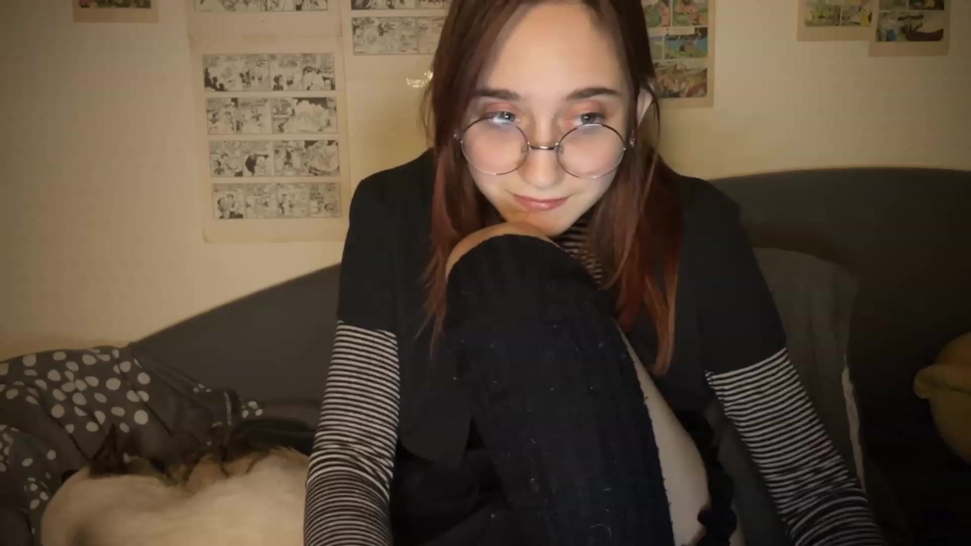 Gallery image thumbnail from Emiliaaaaa's myfreecams stream on, 12/08/2023, 23:54 image 17 of 20
