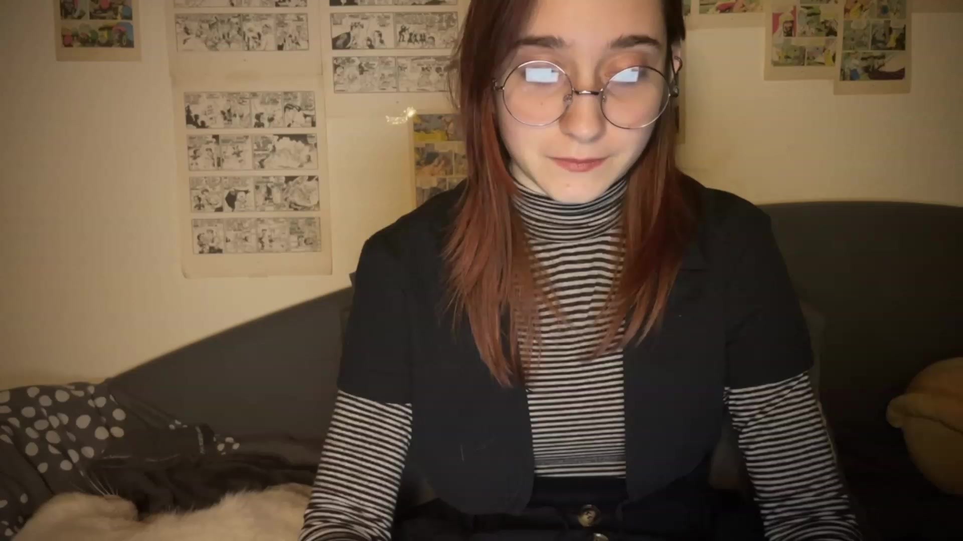 Gallery image thumbnail from Emiliaaaaa's myfreecams stream on, 12/08/2023, 23:54 image 14 of 20