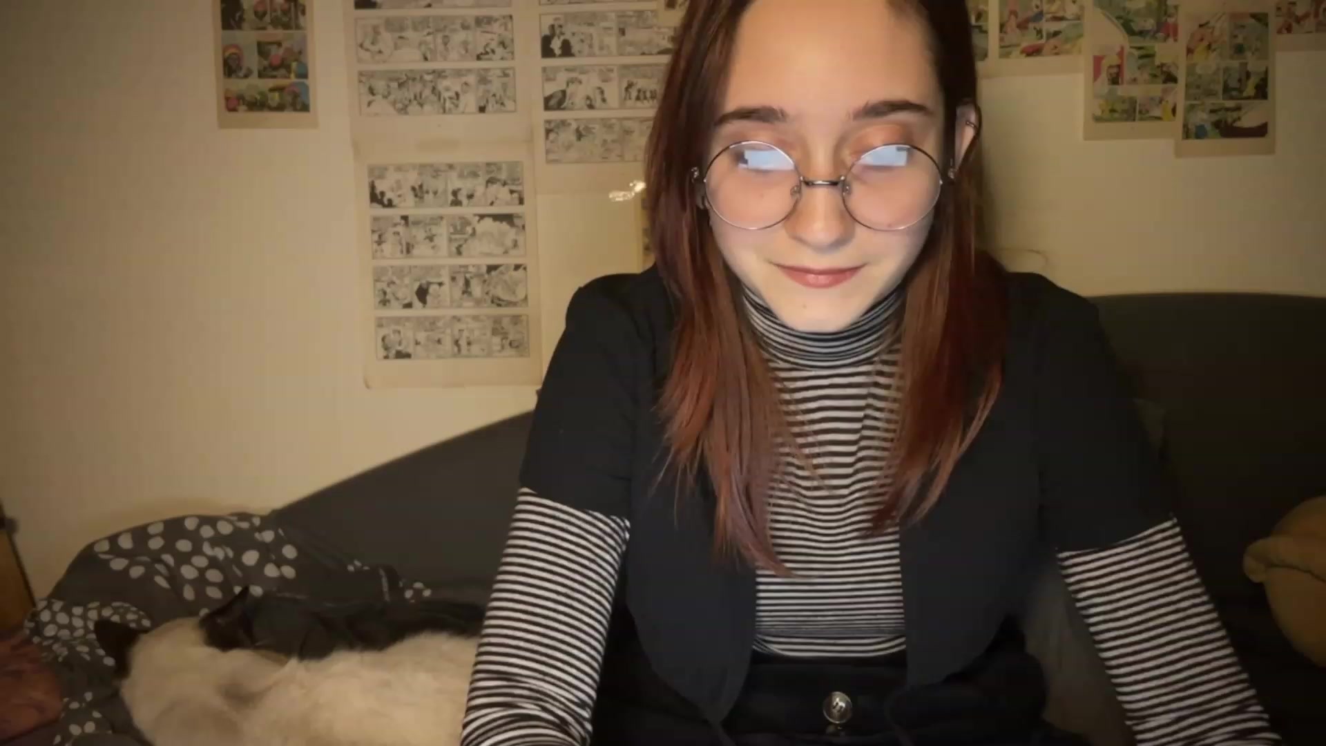 Gallery image thumbnail from Emiliaaaaa's myfreecams stream on, 12/08/2023, 23:54 image 11 of 20