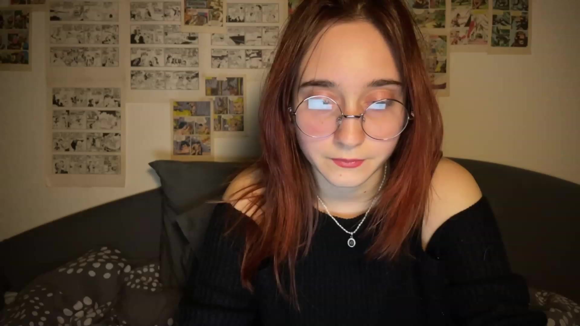 Gallery image thumbnail from Emiliaaaaa's myfreecams stream on, 12/10/2023, 01:44 image 4 of 20