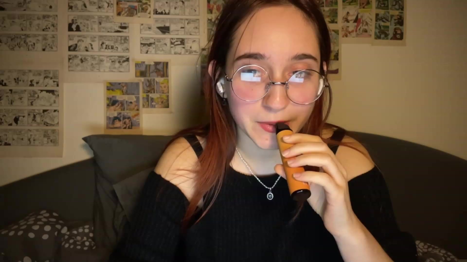 Gallery image thumbnail from Emiliaaaaa's myfreecams stream on, 12/10/2023, 01:44 image 7 of 20